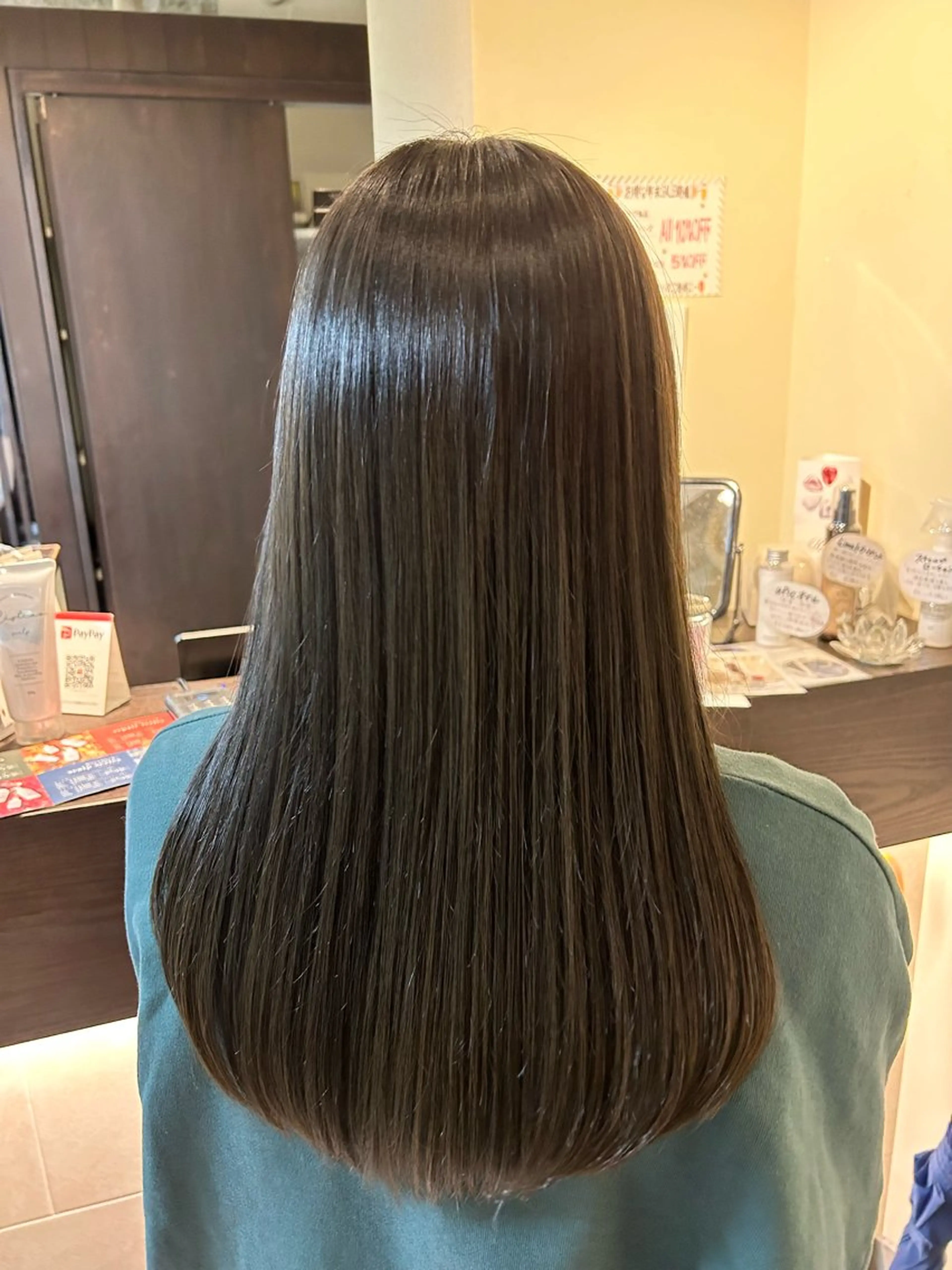 ロング 水谷 菜央のヘアスタイル