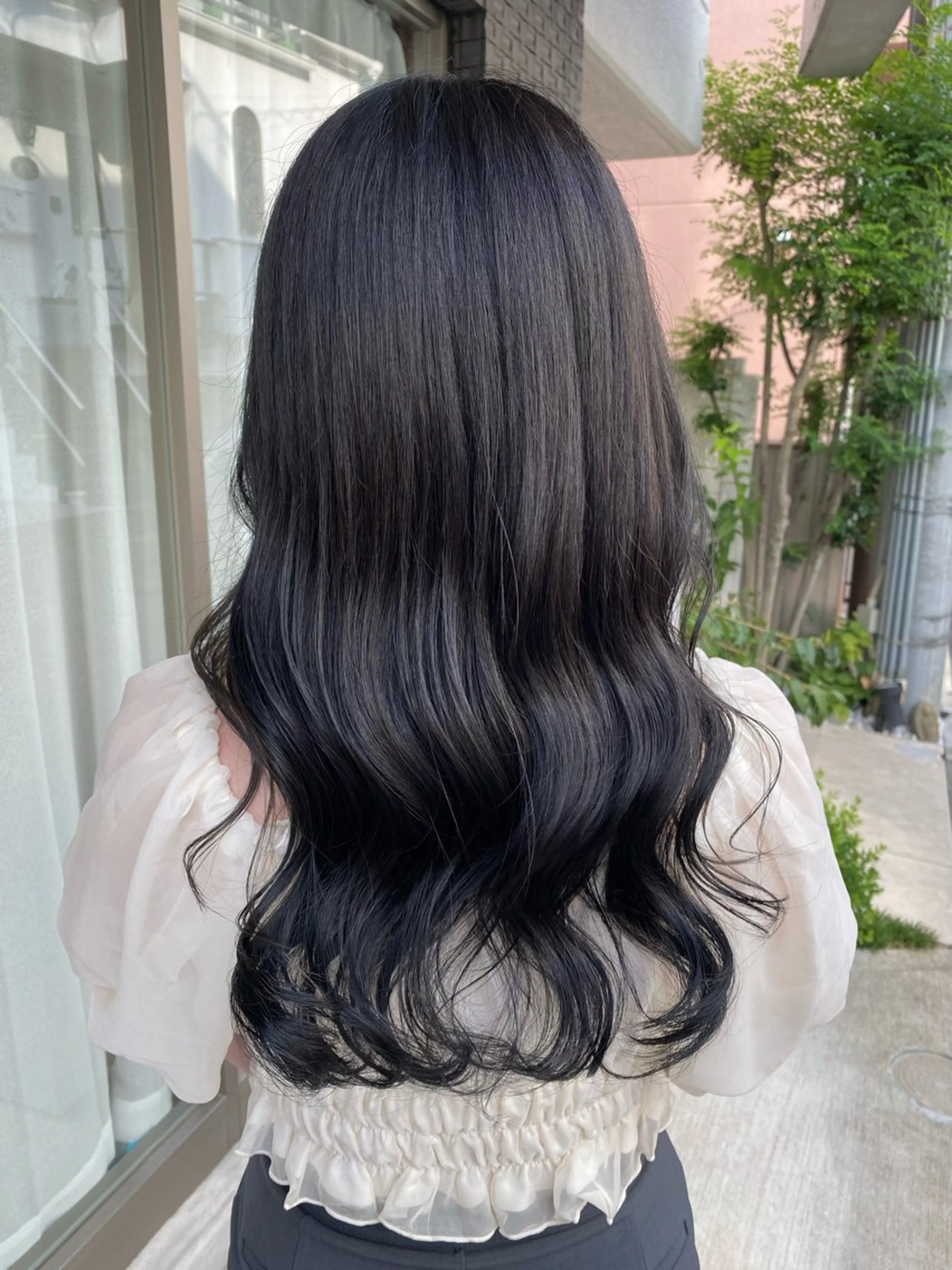 ミディアム カラー 黒髪 ブルーカラー ブルーブラック カット ヘアカラー トリートメント グレージュ/透明感/ 韓国ヘア/RISAのヘアスタイル