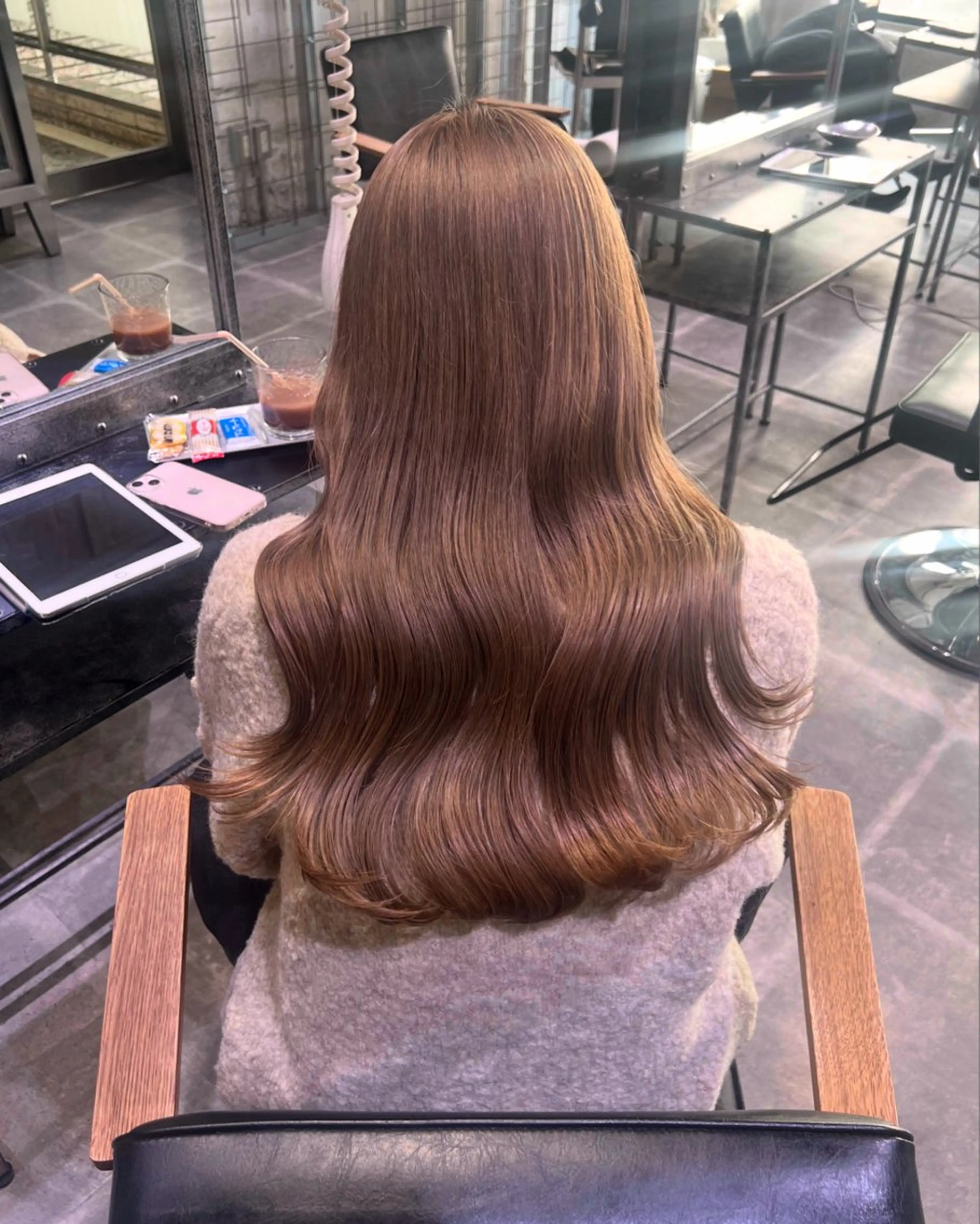 カラー ヘアカラー AYANE 韓国ヘア /レイヤーカットのヘアスタイル