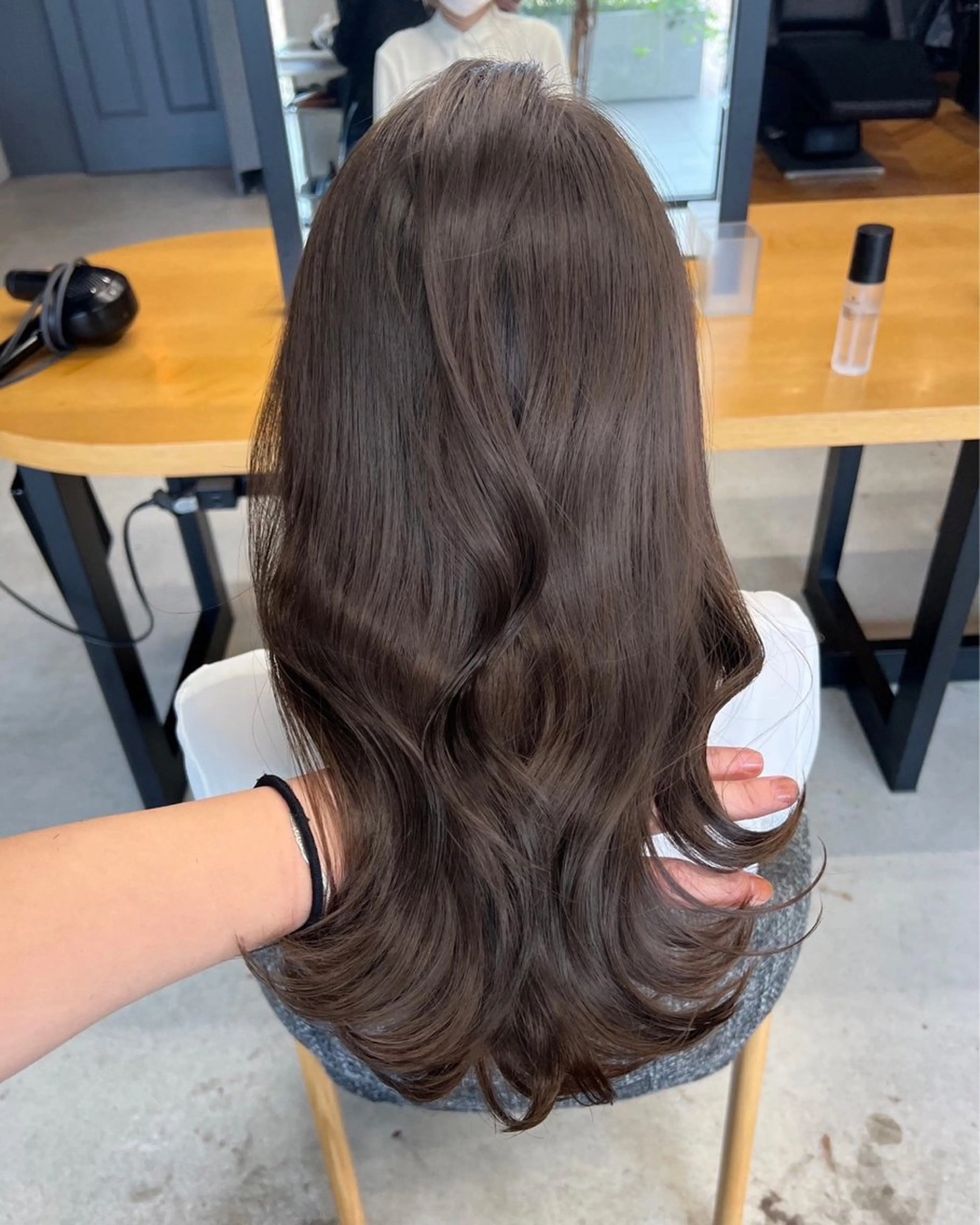 ミディアム カラー ベージュカラー ブリーチ ブラウンカラー チョコレートブラウン 透明感カラー ✨髪質改善 縮毛矯正 艶髪 立川 コウキ✨のヘアスタイル