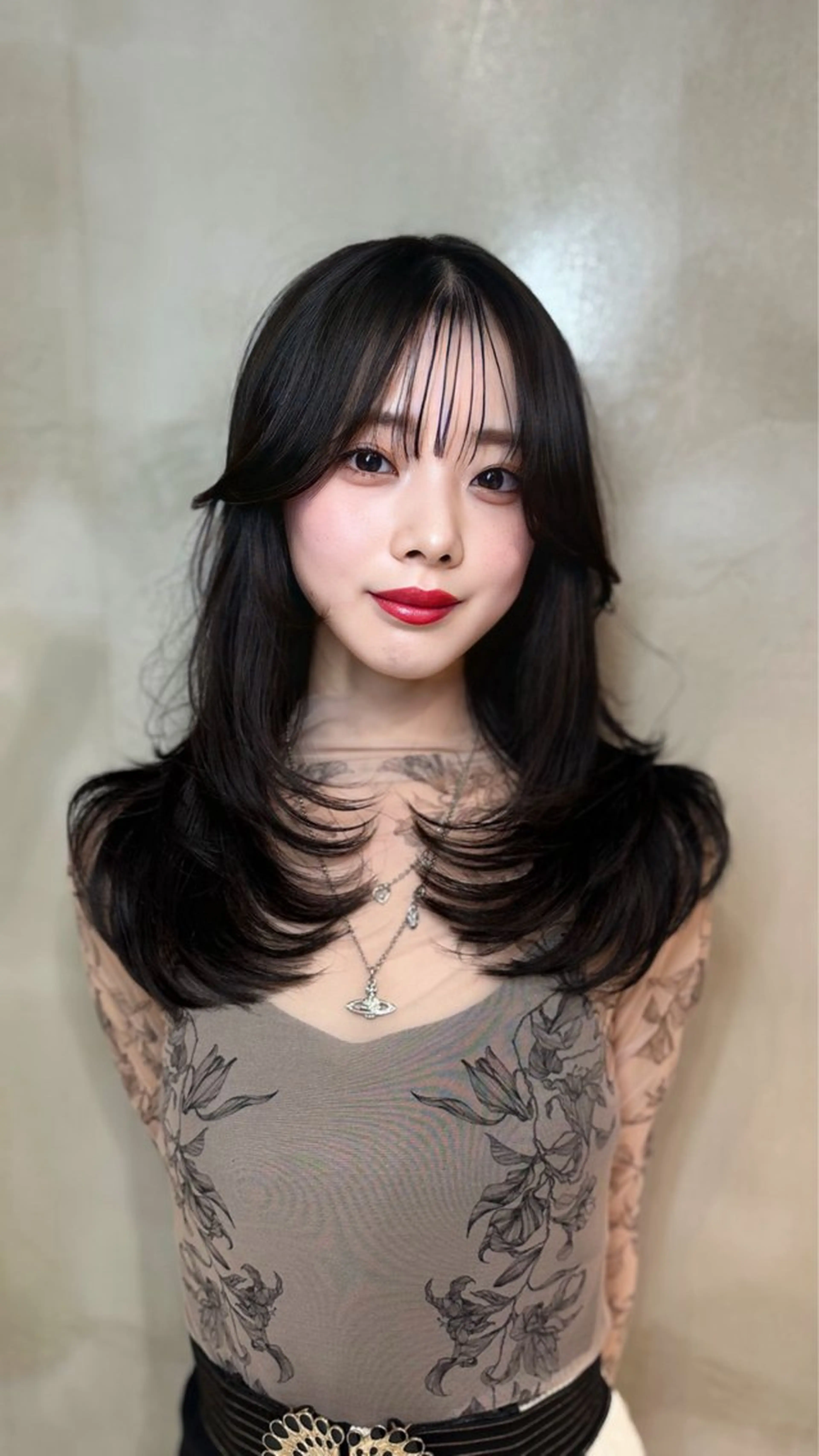 ロング カット ヘアカラー 中韓🇨🇳🇰🇷 🤍TAKAHIROのヘアスタイル