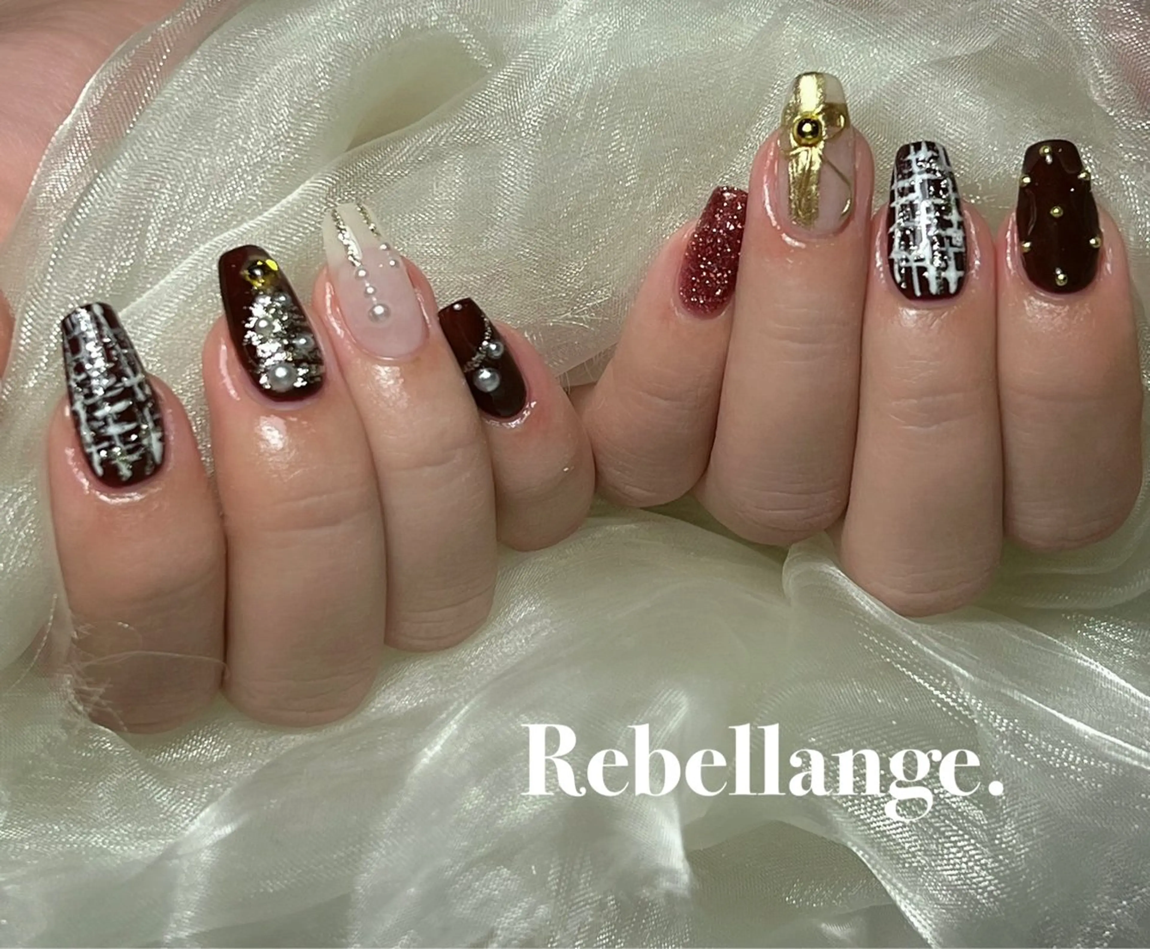 ネイル ハンドネイル Rebellange n.のネイルデザイン