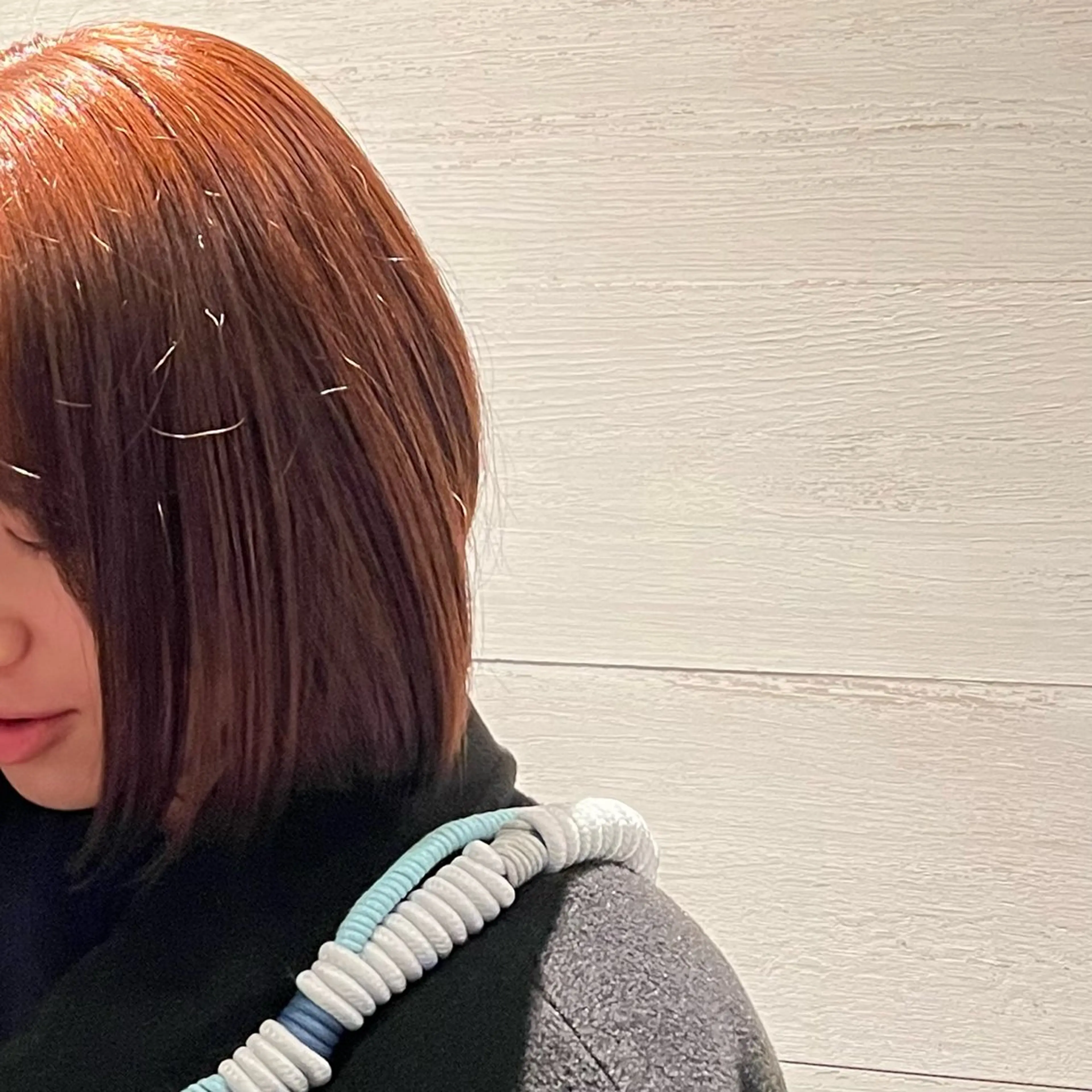 ミディアム カラー hina 🛋️ブリーチカラーのヘアスタイル