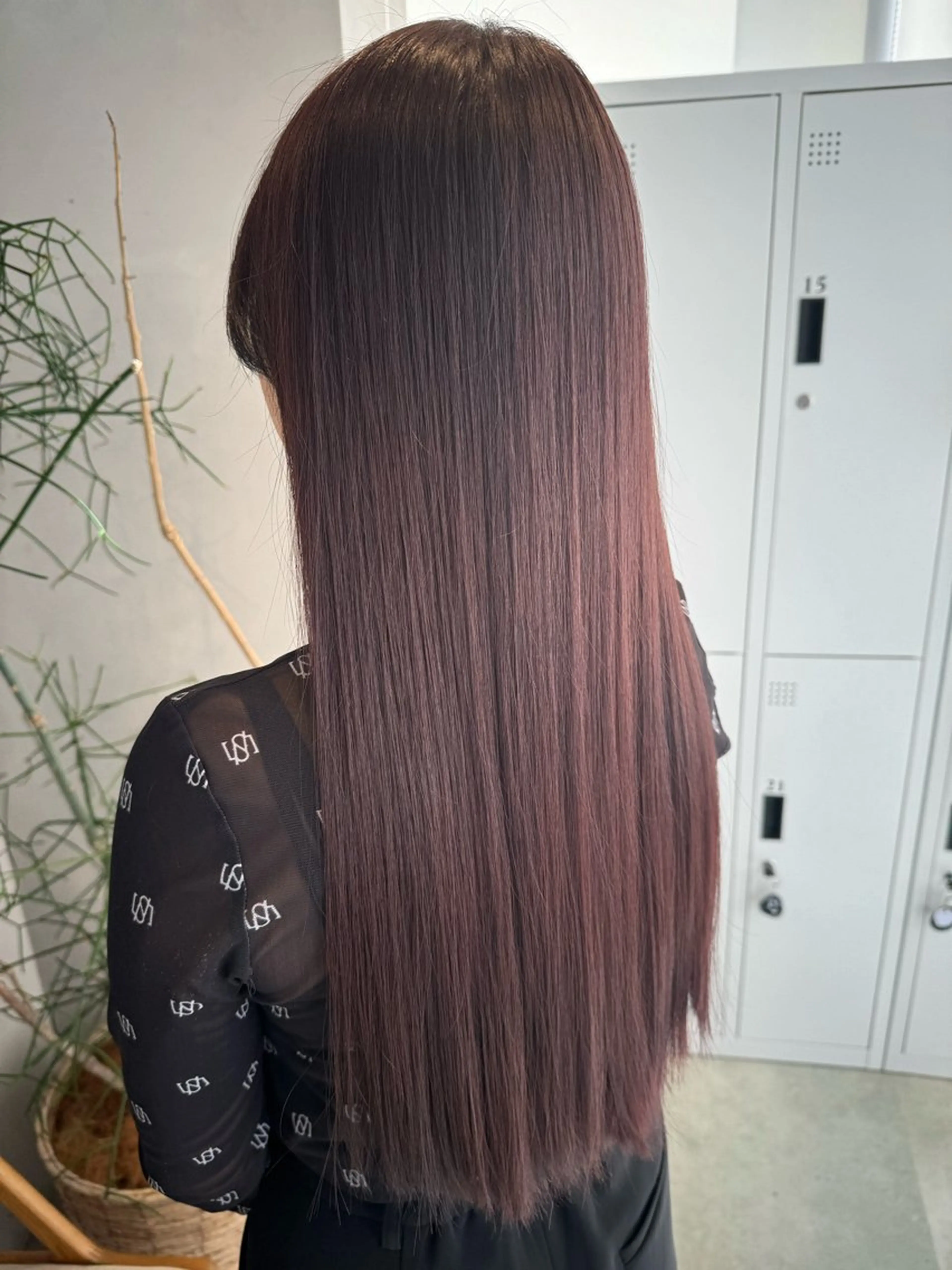 ロング カラー ベージュカラー ピンクカラー ピンクベージュ バイオレットカラー バイオレットピンク ヘアカラー トリートメント 透明感カラー✨艶髪 制作🌱山根あゆみのヘアスタイル