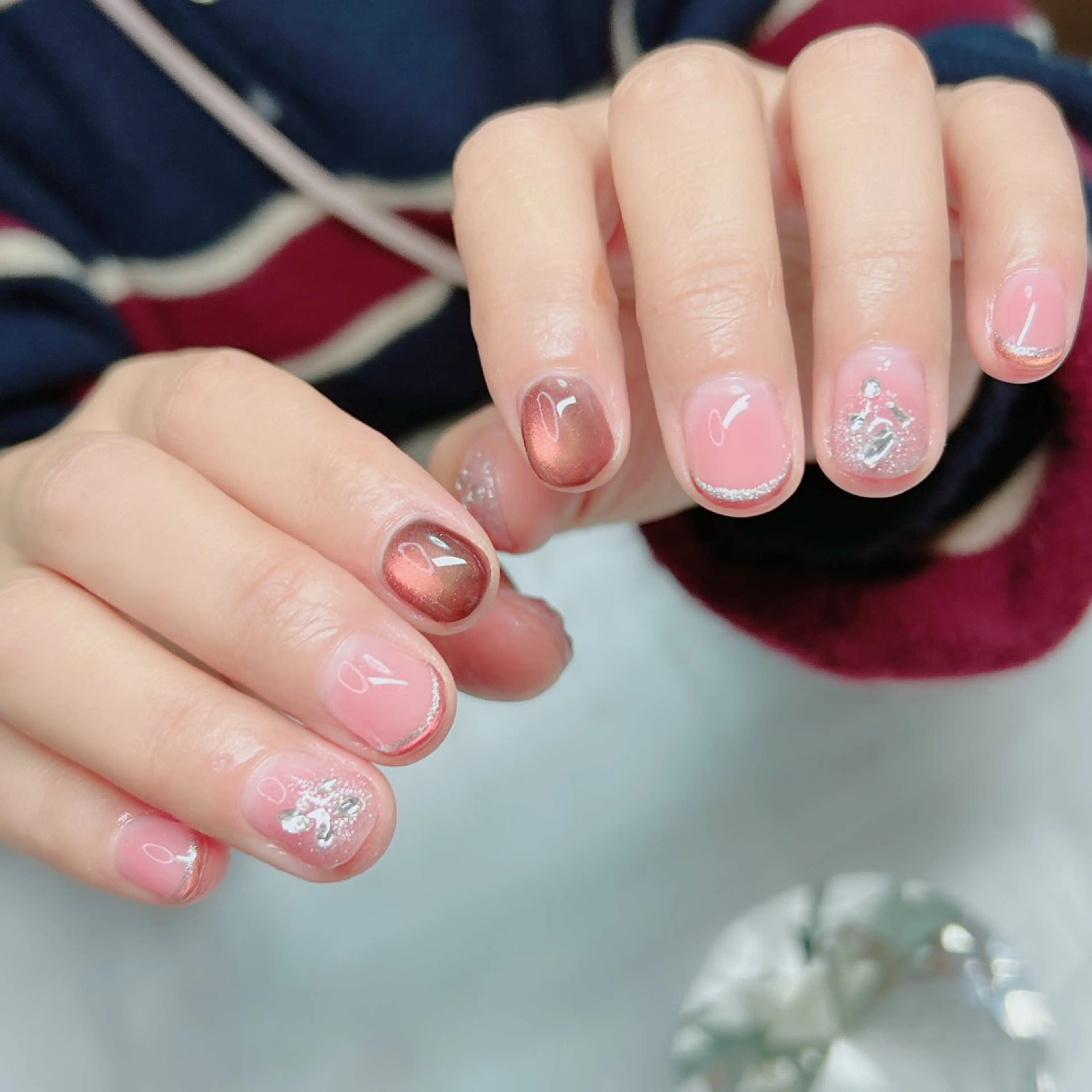 ネイル オーロラネイル ミラーネイル オフィスネイル ワンカラーネイル シンプルネイル ハンドネイル Cute Tips nailのネイルデザイン
