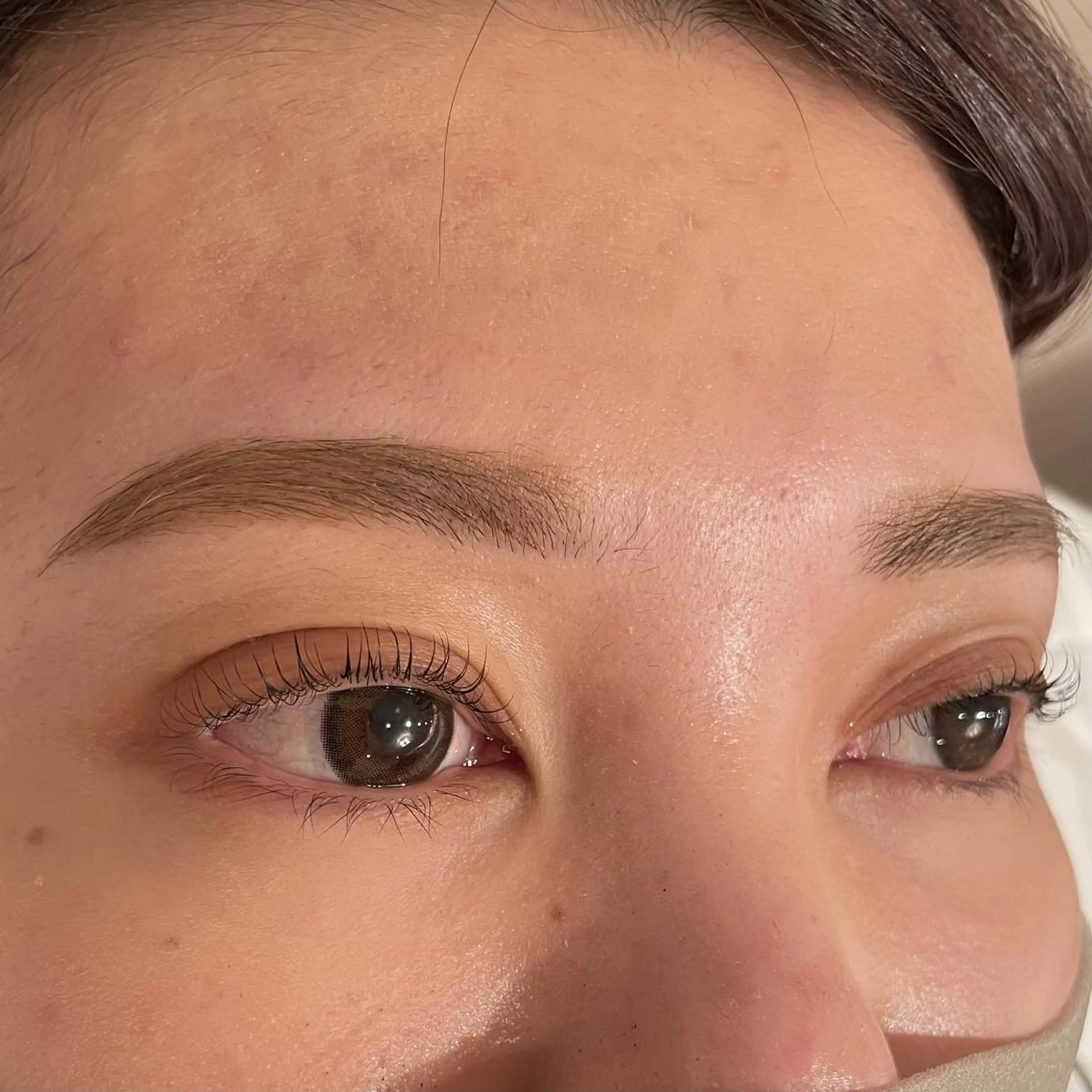 アイブロウ LULLABY 銀座並木通り店のネイルデザイン