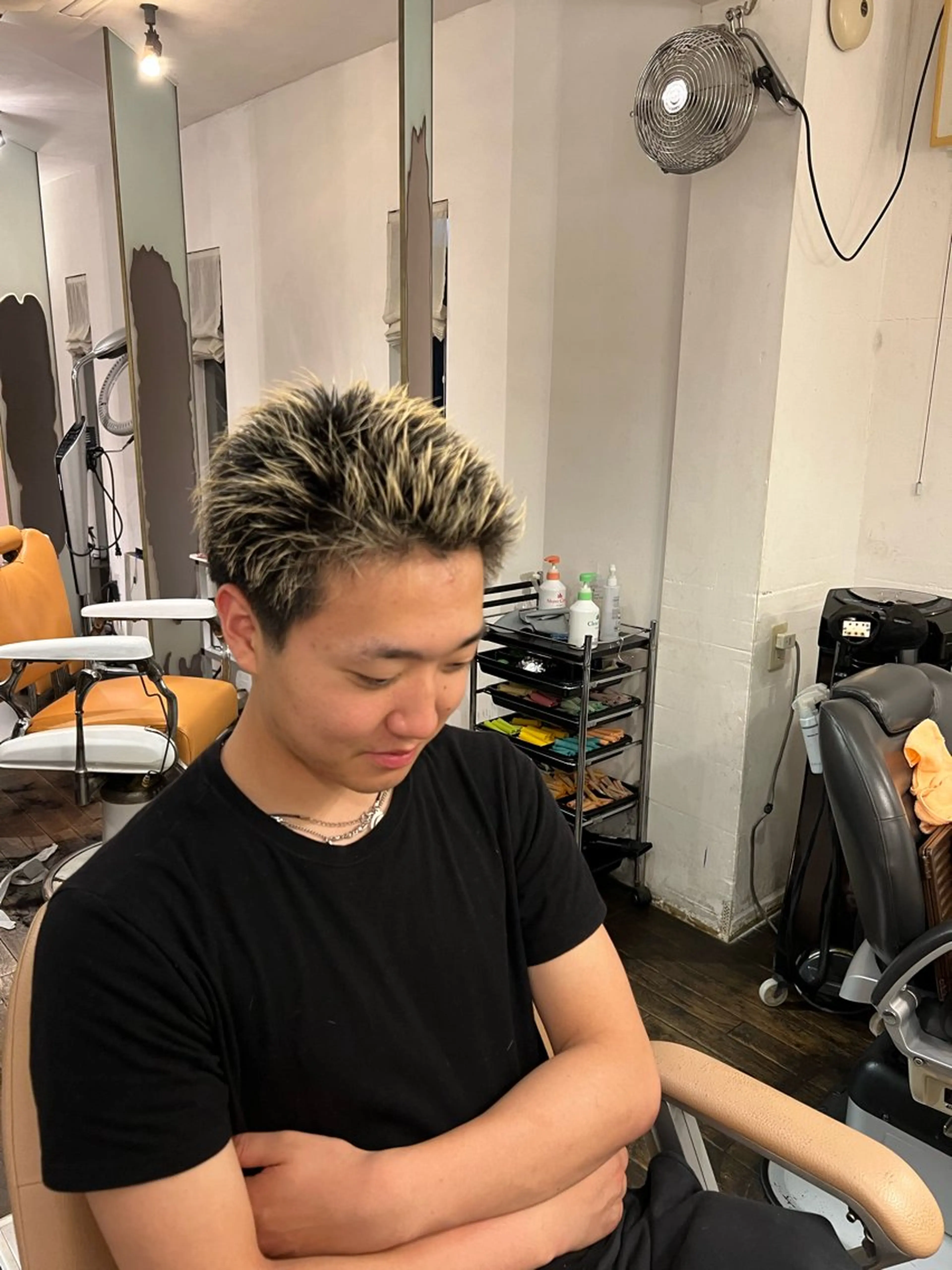 ショート メンズ スパイキーショート ショートヘア ボイスバーバー高野店所属・田畑 凜仁のヘアスタイル