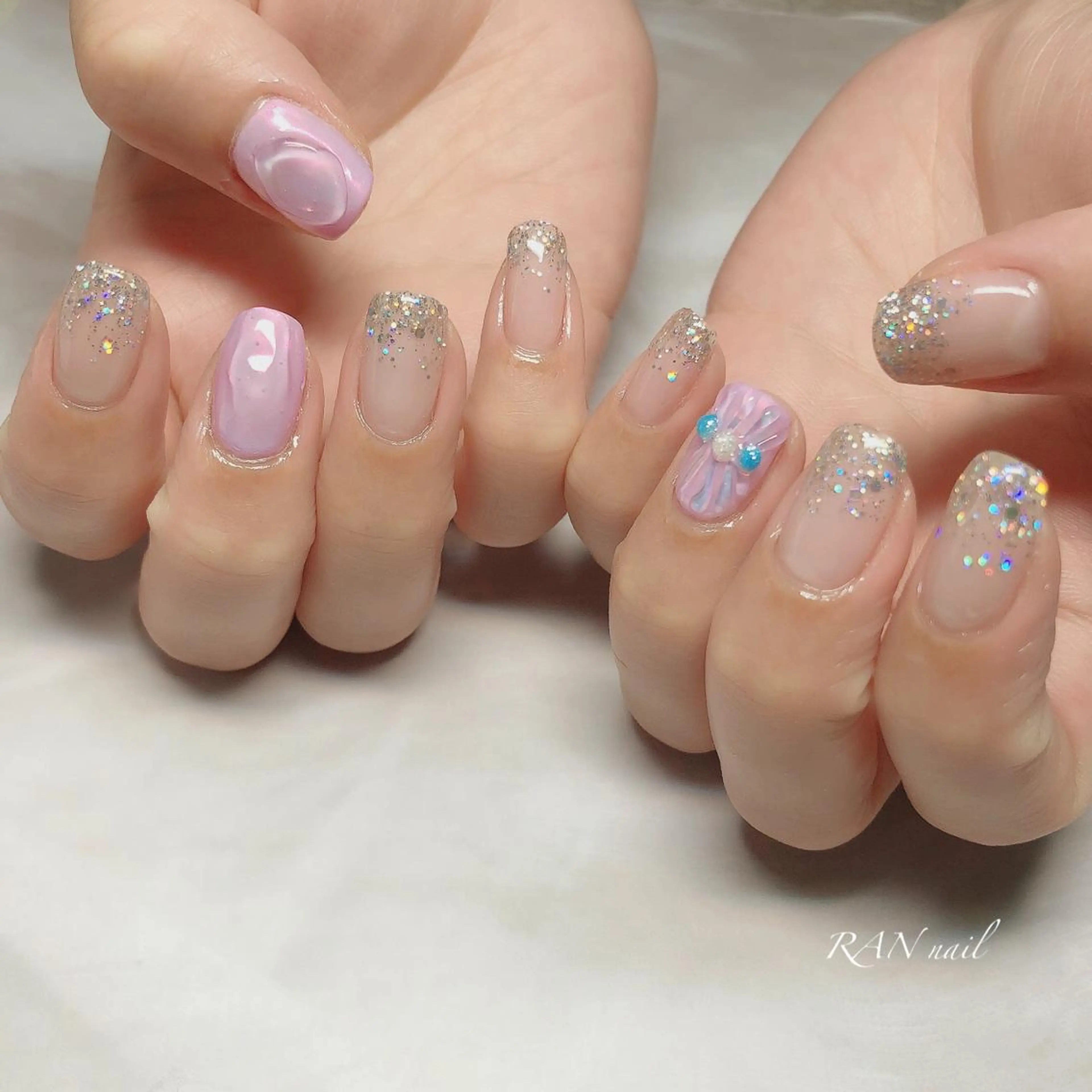 ネイル オーロラネイル キラキラネイル ラメ(グリッター) オフィスネイル ぷっくりネイル RAN nail 〜ランネイル〜所属・RAN nailのネイルデザイン