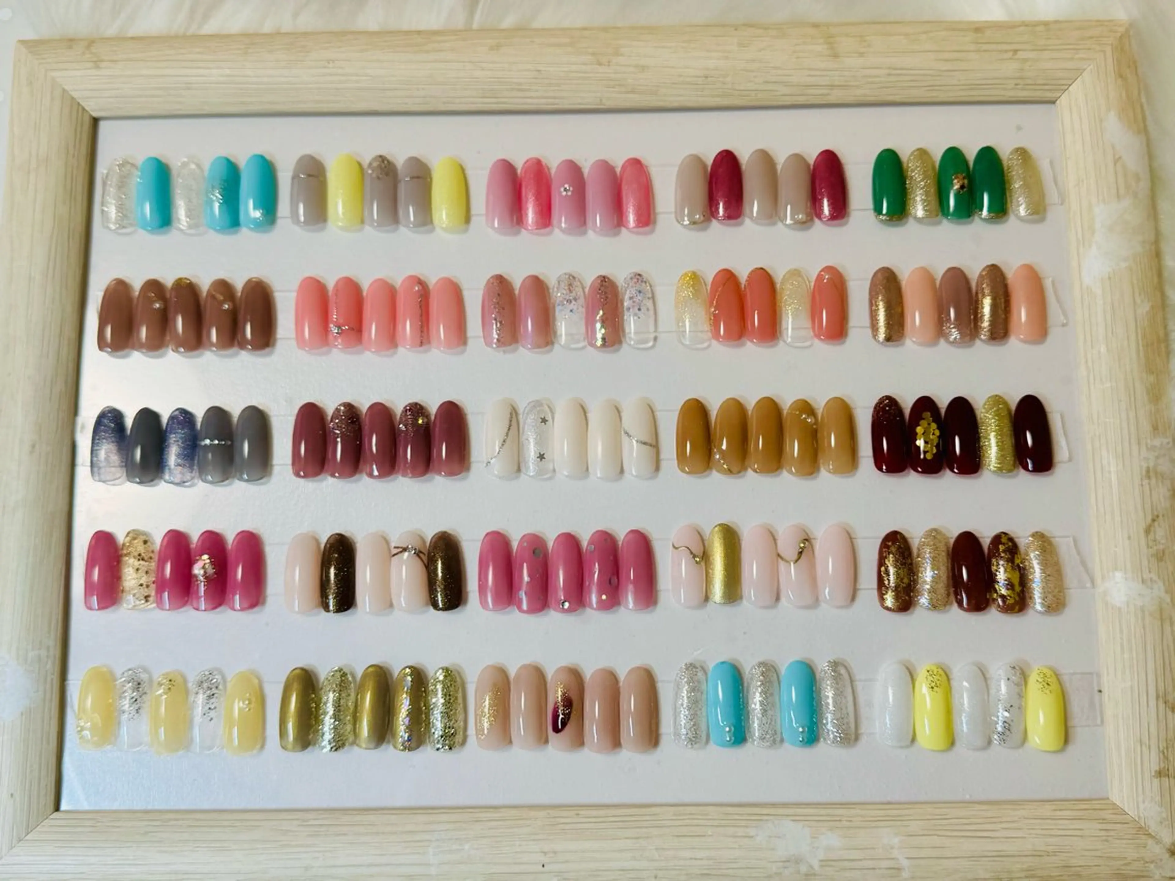 ネイル ハンドネイル お気軽ビューティー Ewig   Ekaのネイルデザイン