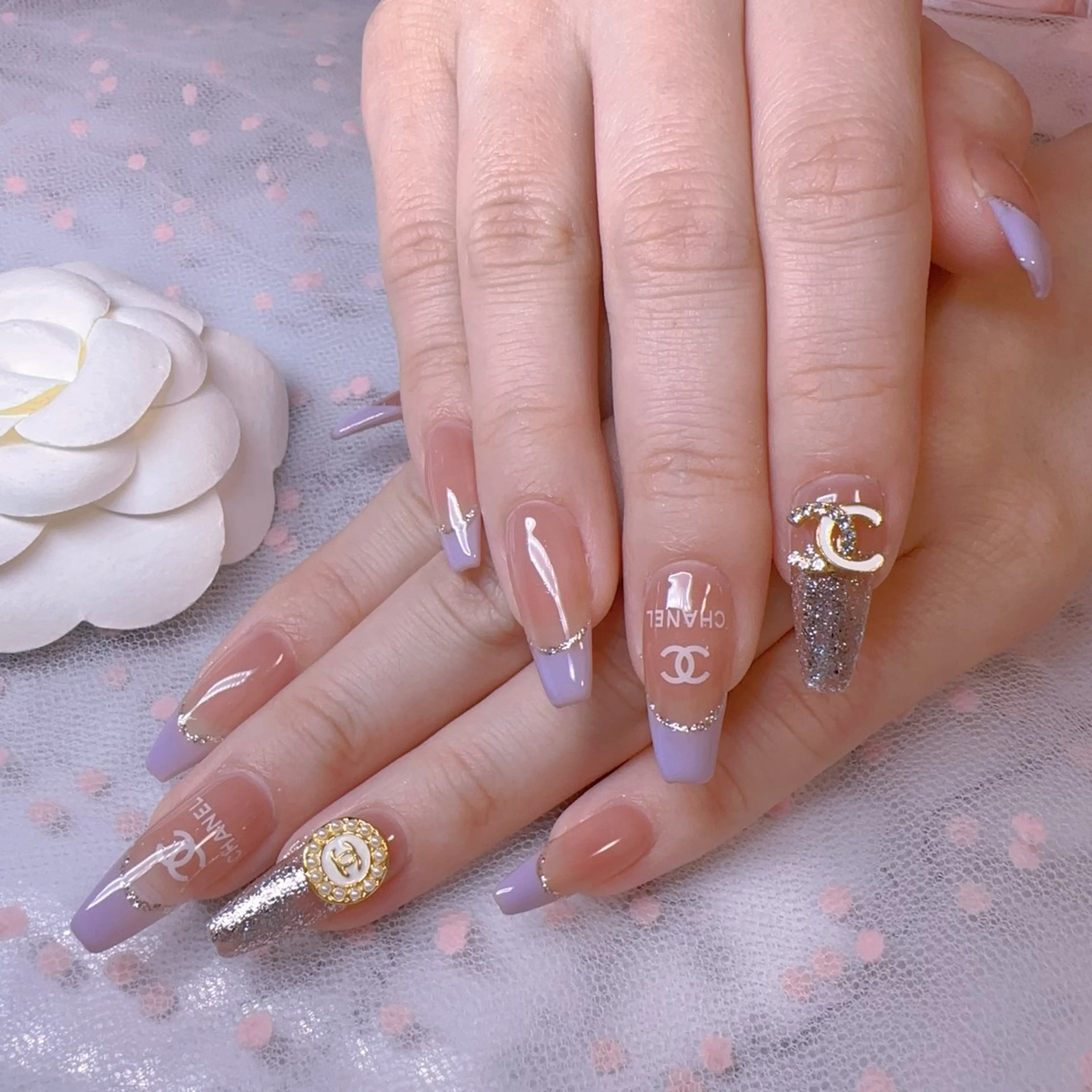 ネイル オーロラネイル フットネイル 韓国ネイル ラメ(グリッター) ラメグラデーション ハンドネイル Belle nail salon 新小岩のネイルデザイン