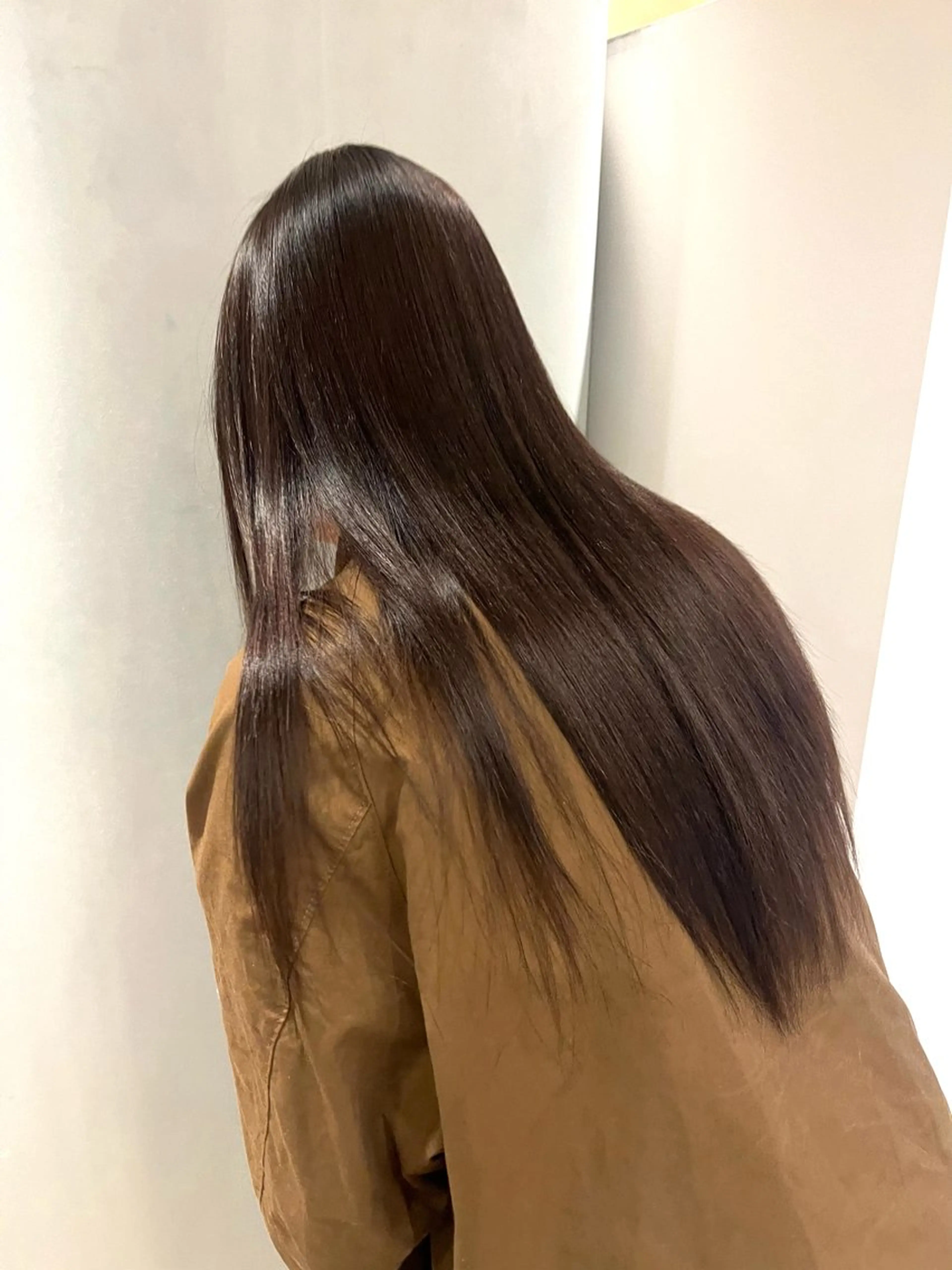 ロング lot Kanau ハイトーン／デザインのヘアスタイル