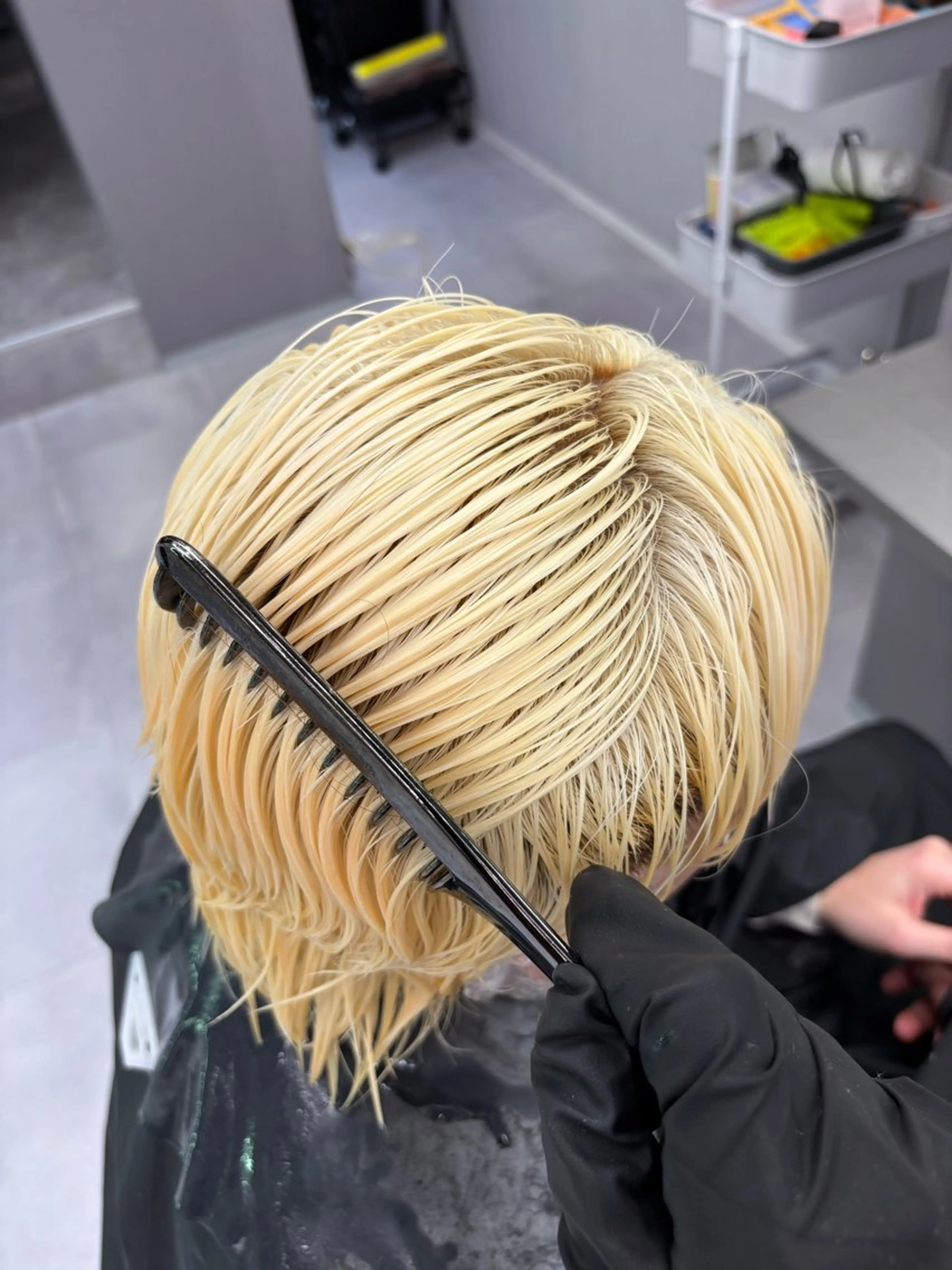 ショート カラー 名古屋／デザイン／ ブリーチ/松井亮磨のヘアスタイル