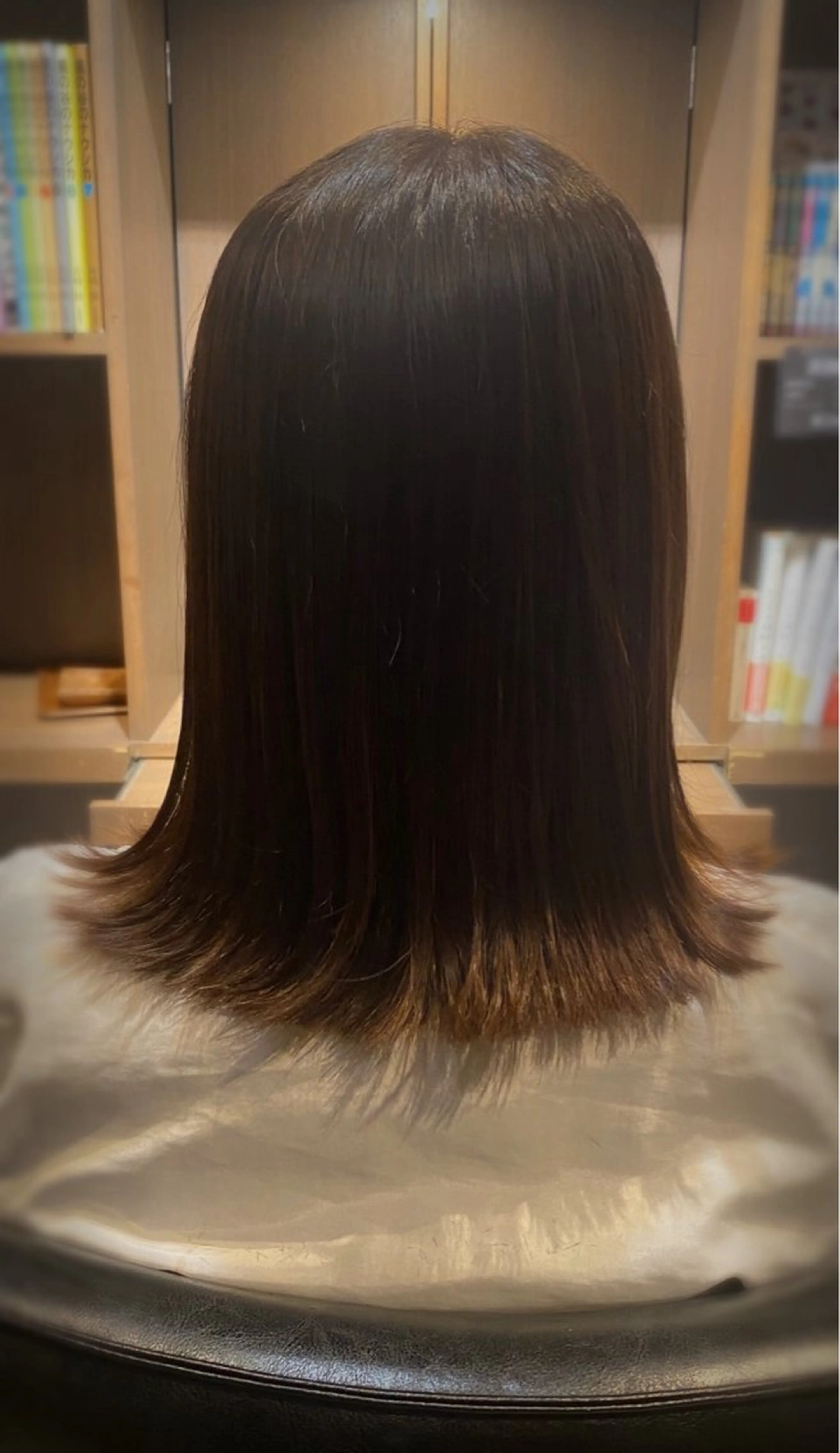 ミディアム ｶｯﾄﾓﾃﾞﾙ/ AIRIのヘアスタイル