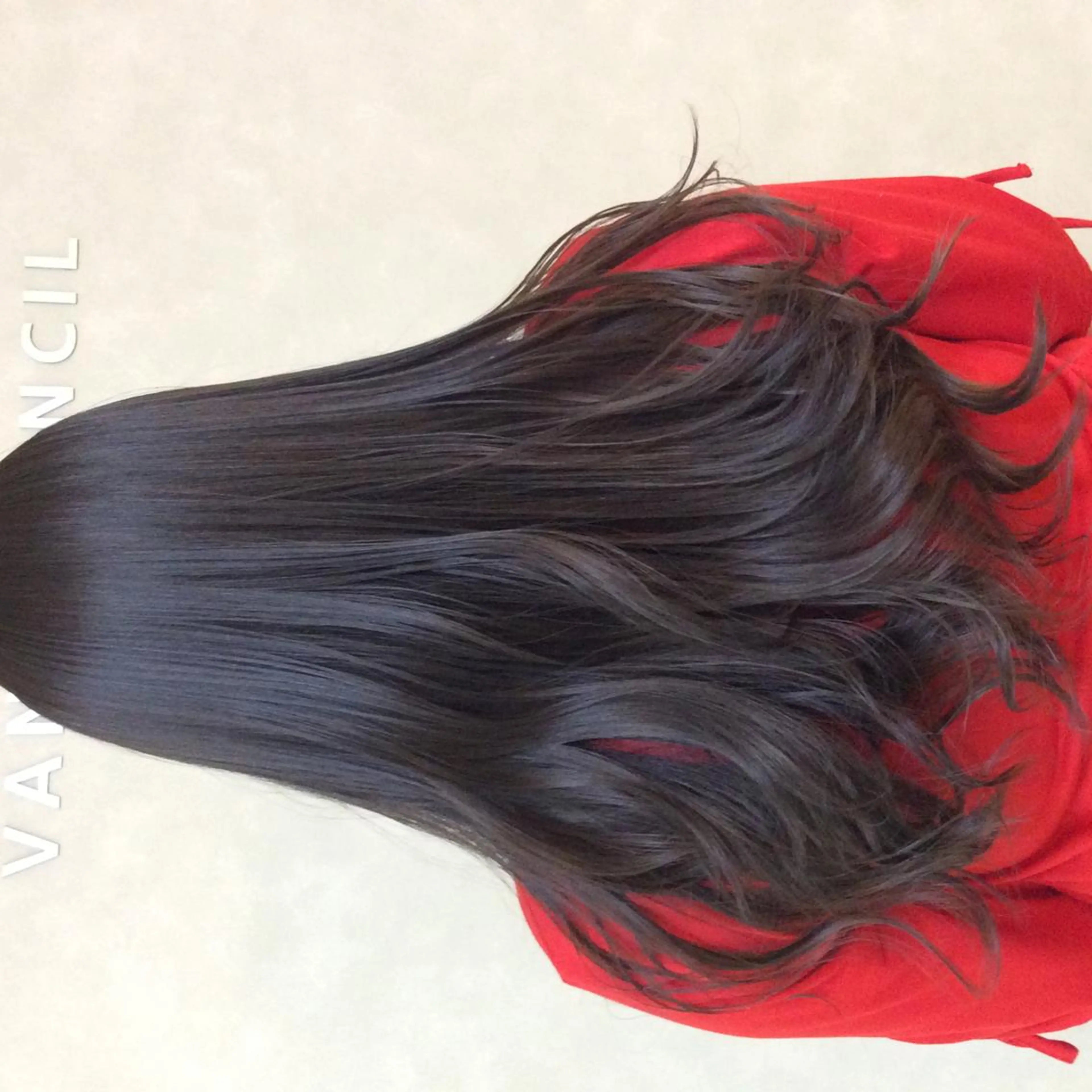 セミロング 吉田 恒のヘアスタイル