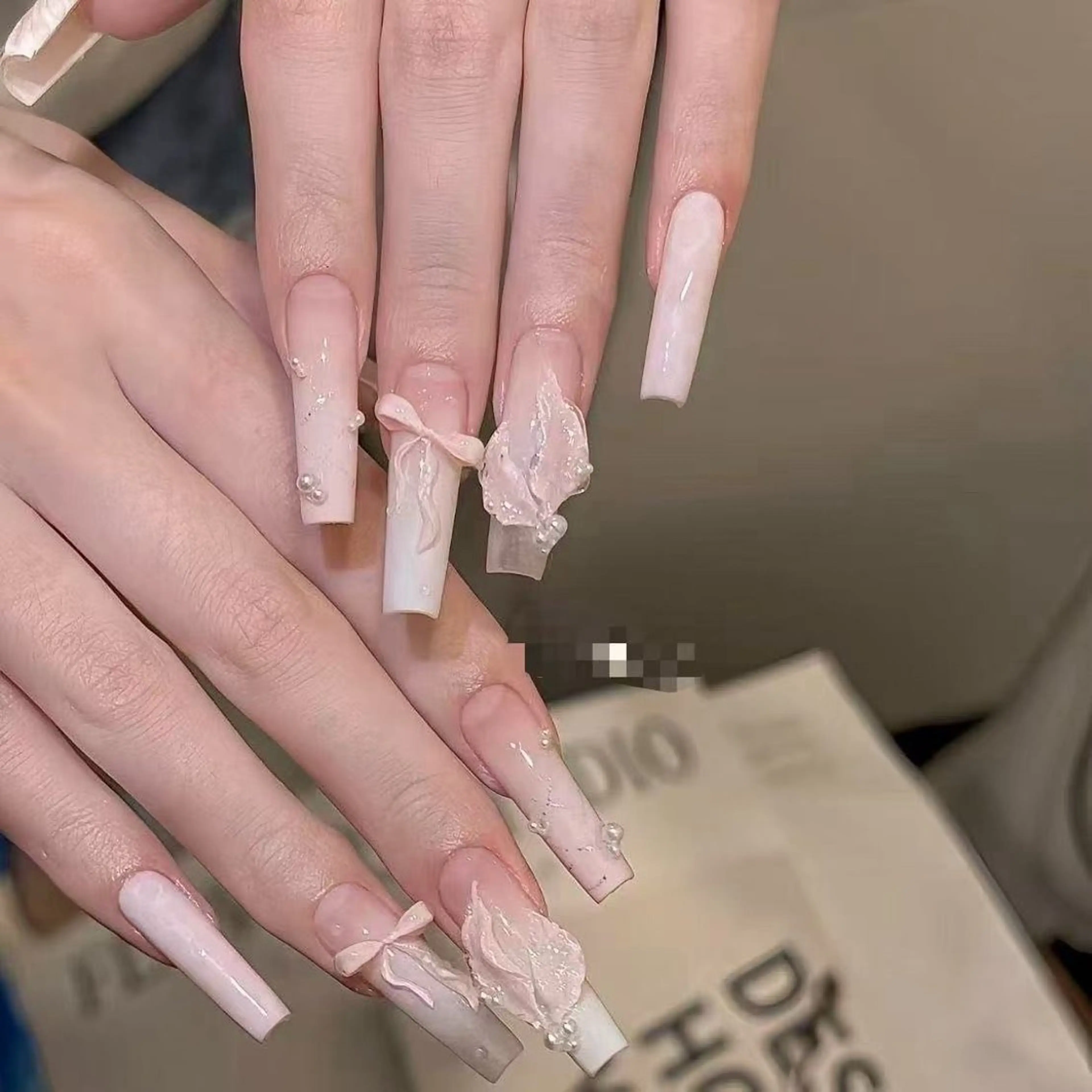 ネイル アートネイル キラキラネイル 韓国ネイル 持ち込み リセス 高田馬場のネイルデザイン