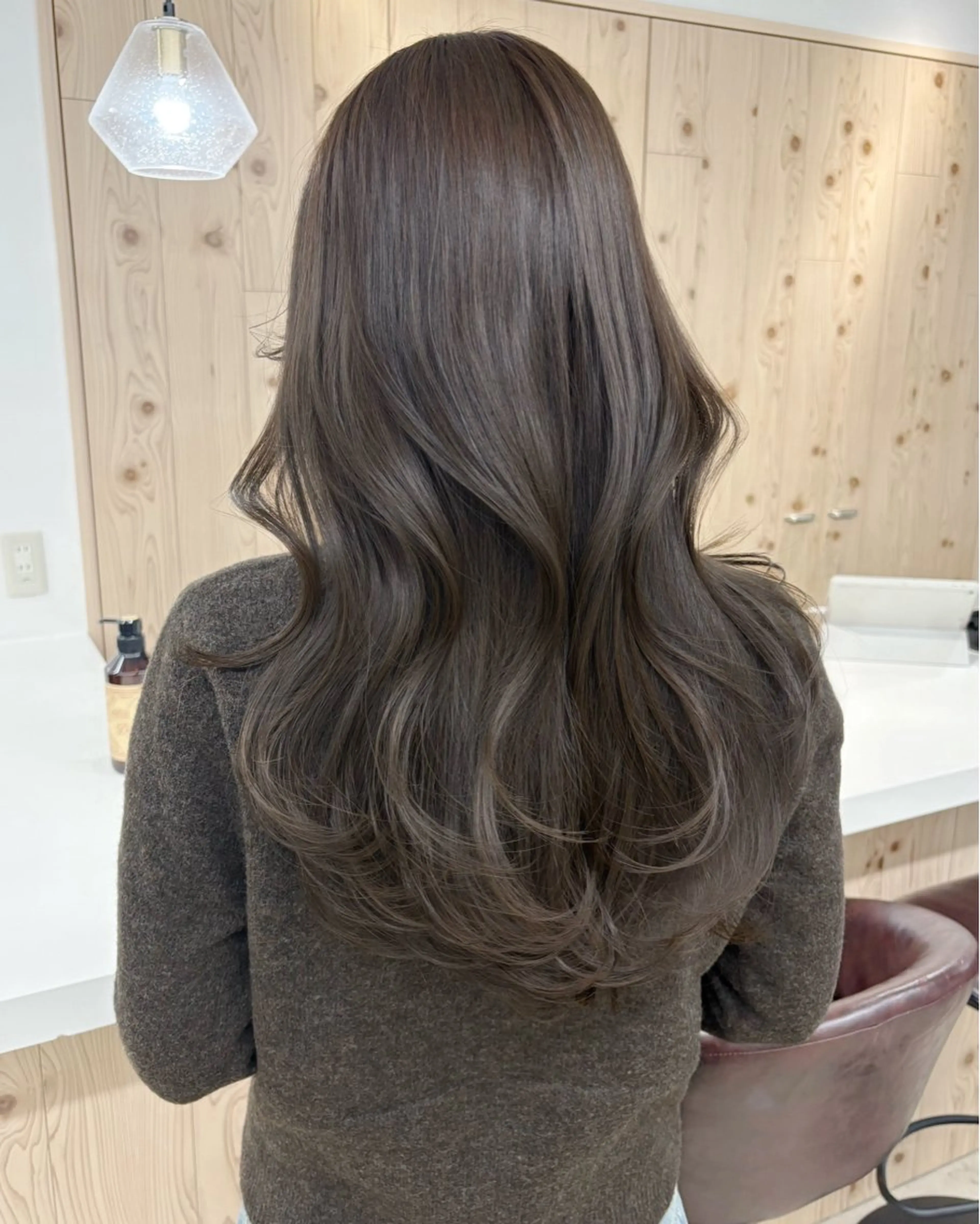 ミディアム カラー カット ヘアカラー トリートメント ヘアセット 新宿/韓国ヘア/ 髪質改善ストレートのヘアスタイル