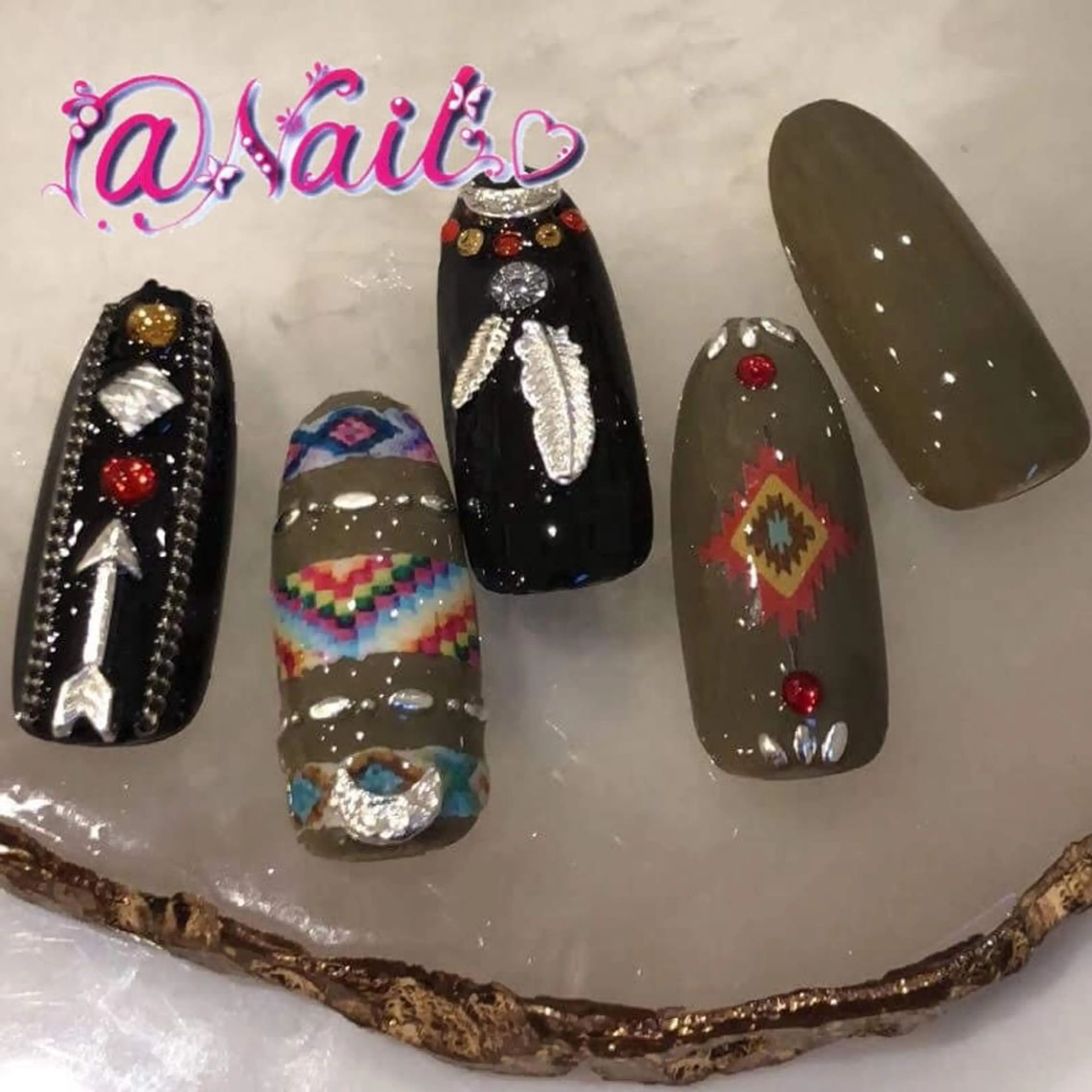 ネイル ネイルチップ 小尾 栞のネイルデザイン