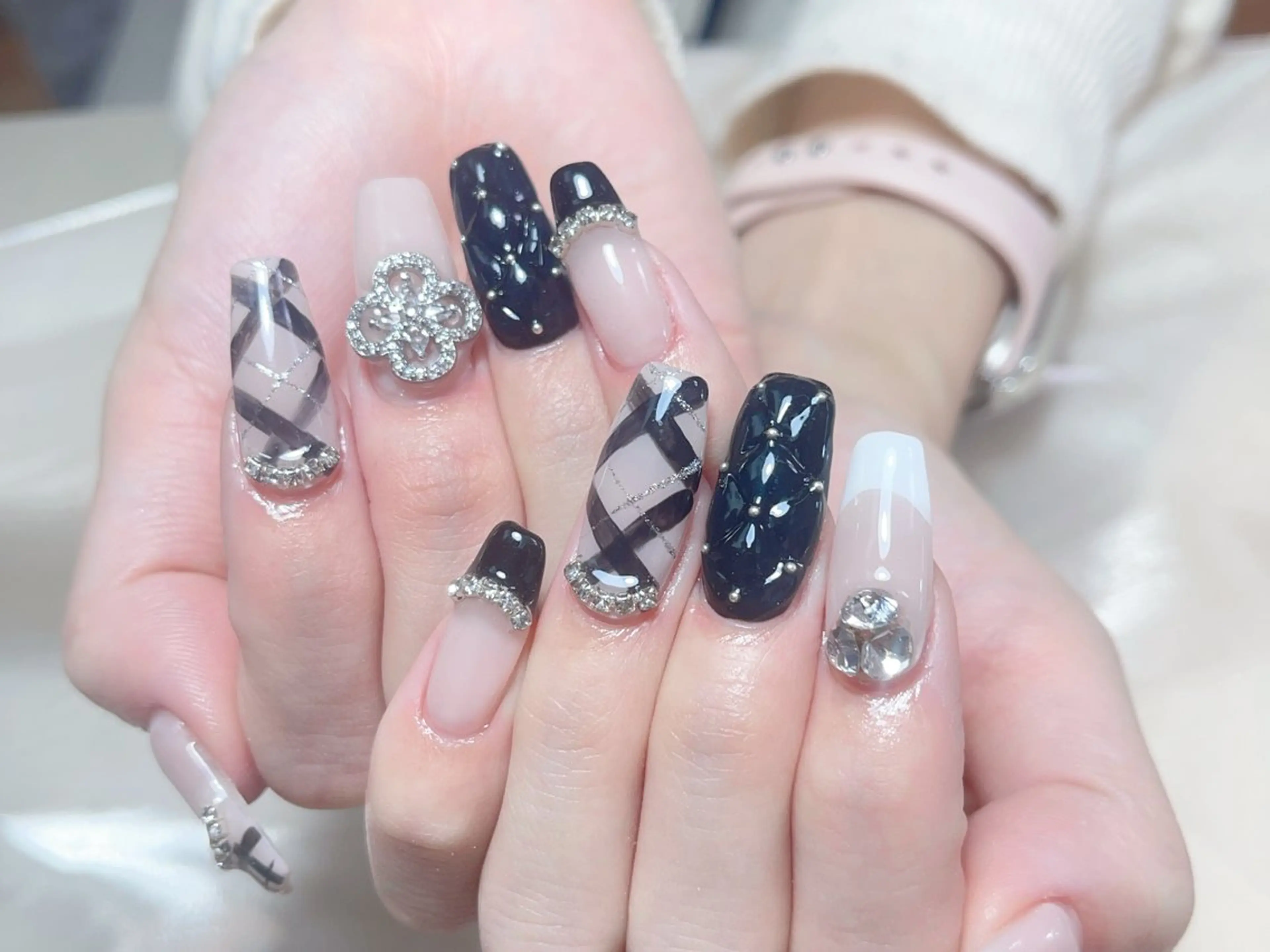 ネイル 🎀ネイルサロン エクラYUI🎀のネイルデザイン