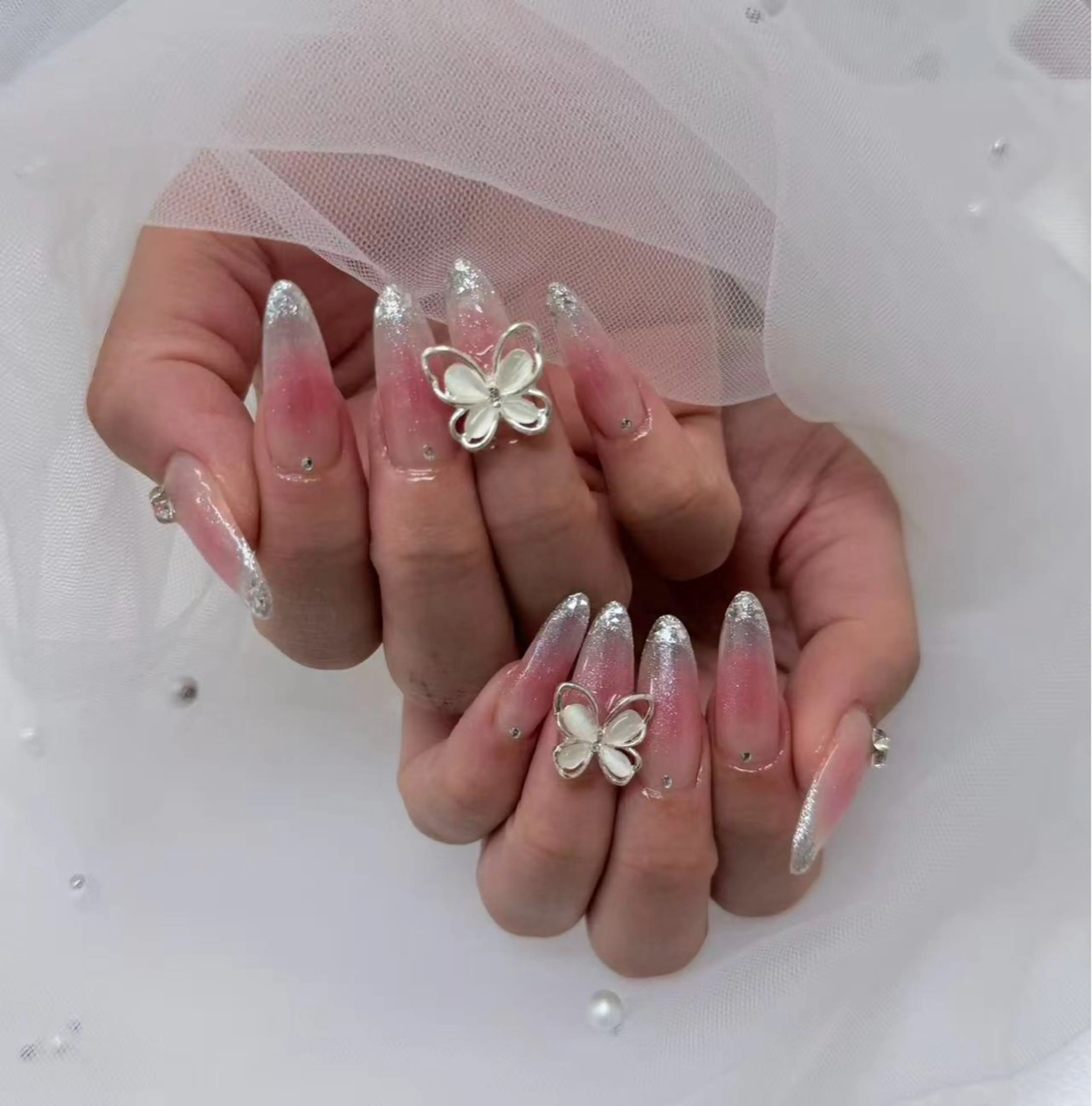 <自店オフ無料>100分ハンドジェルデザインやり放題 オフありの場合メッセージにてご連絡くださいの写真