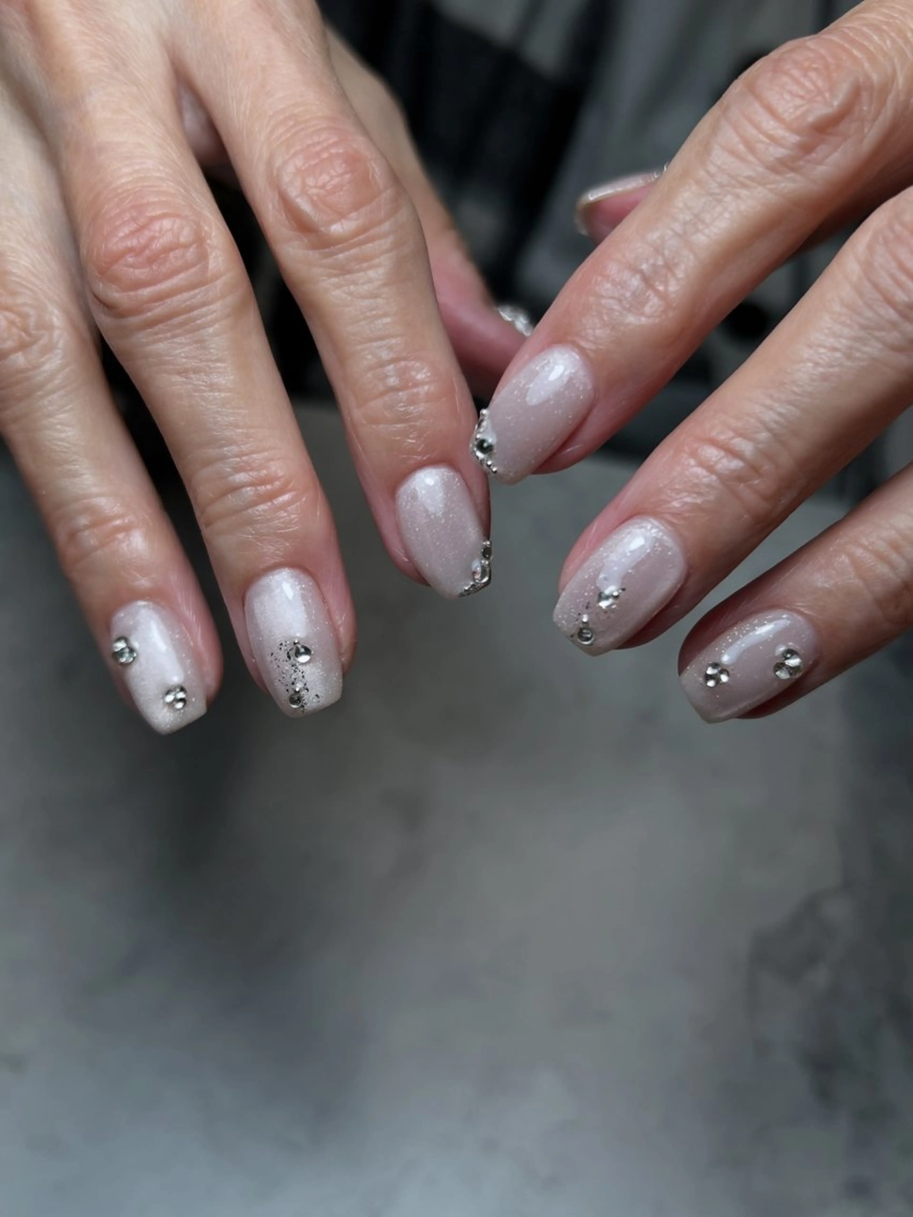 ネイル マグネットネイル ハンドネイル ハンドケア 瀬戸 梨子のエステ・リラクイメージ