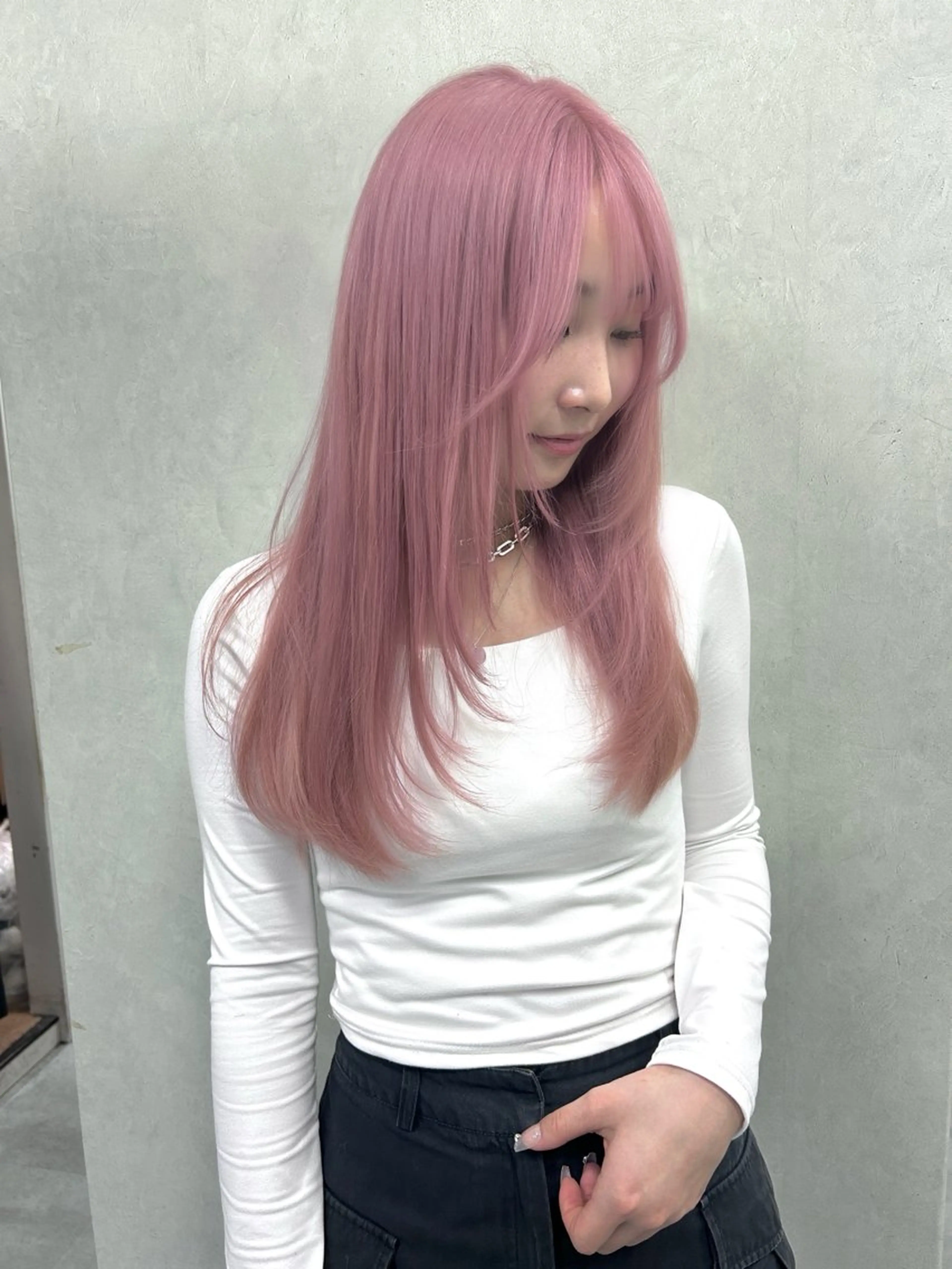 ロング ヘアカラー ハイトーンカラー🩶 大阪/kanonのヘアスタイル