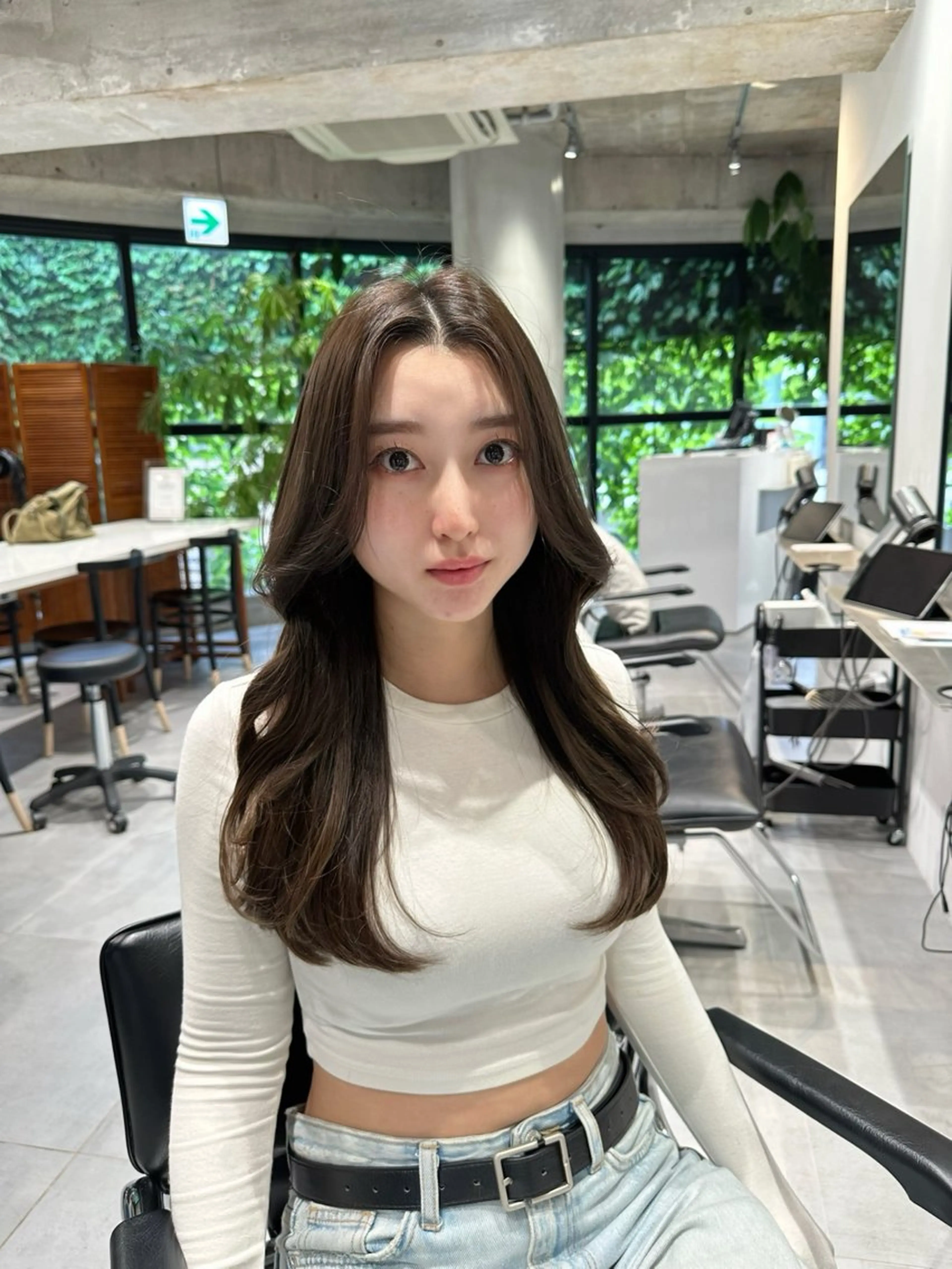 ロング くびれヘア 韓国風ヘア 韓国ヘア/レイヤー Yan✂︎のヘアスタイル