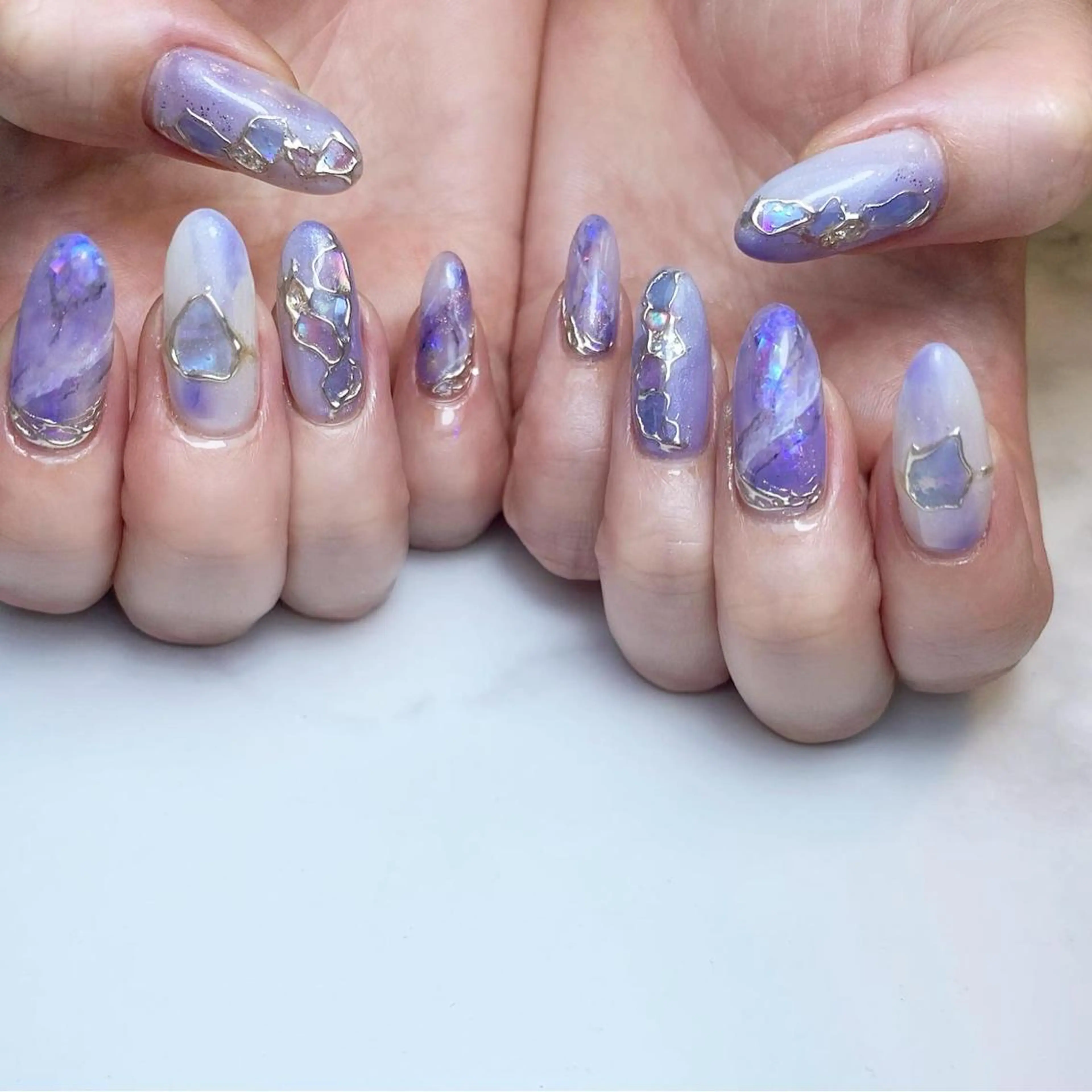 ネイル ニュアンスネイル パープル ハンドネイル Nail ameria megu所属・ameria meguのネイルデザイン