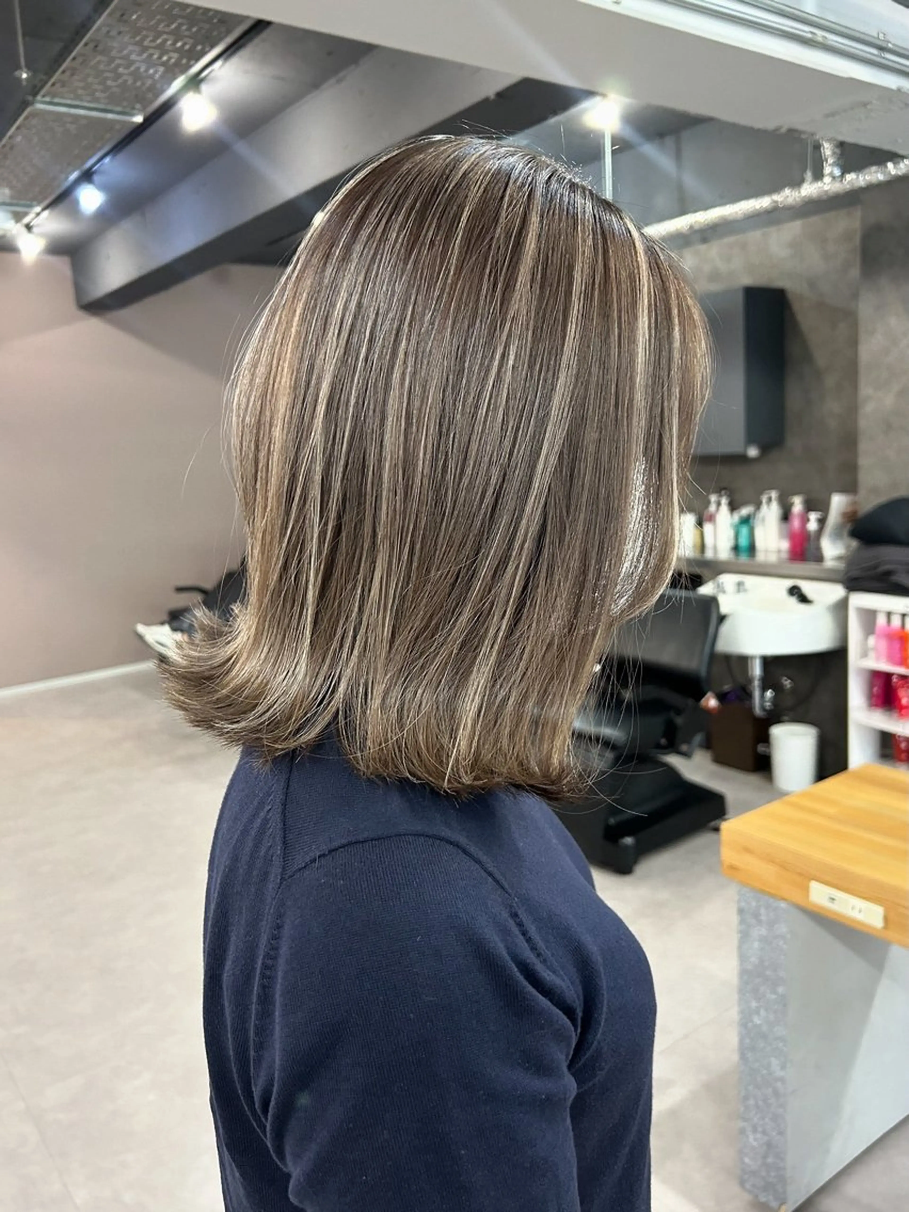 【12月限定】早い者勝ち平日限定🎖️ハイライト+カラー+カット+トリートメントの写真