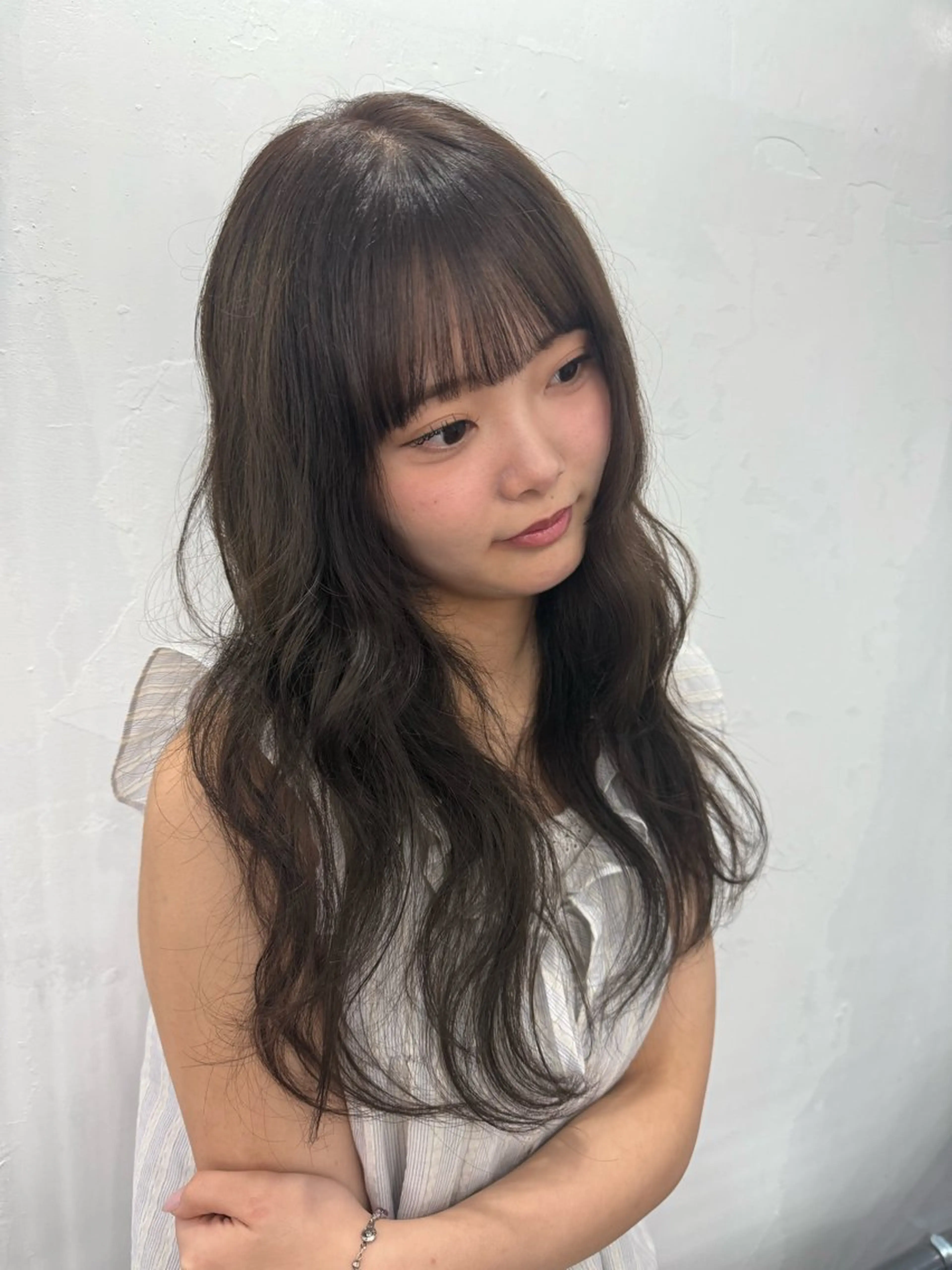 ロング ヘアカラー 早野 心春のヘアスタイル