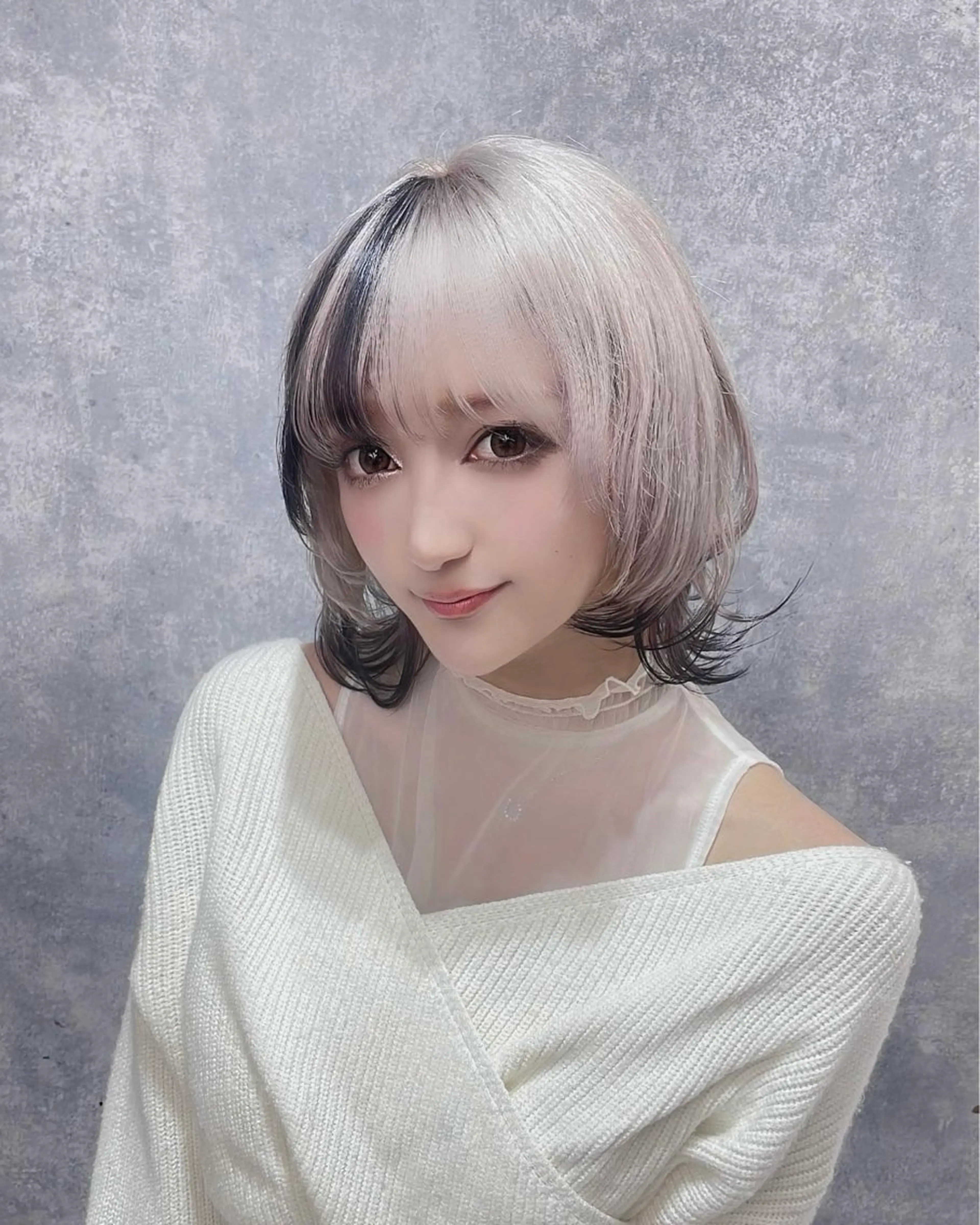 ミディアム カラー ヘアアレンジ ヘアカラー トリートメント ヘアセット 👑垢抜け韓国ヘア ハッシュカット唯澄のヘアスタイル