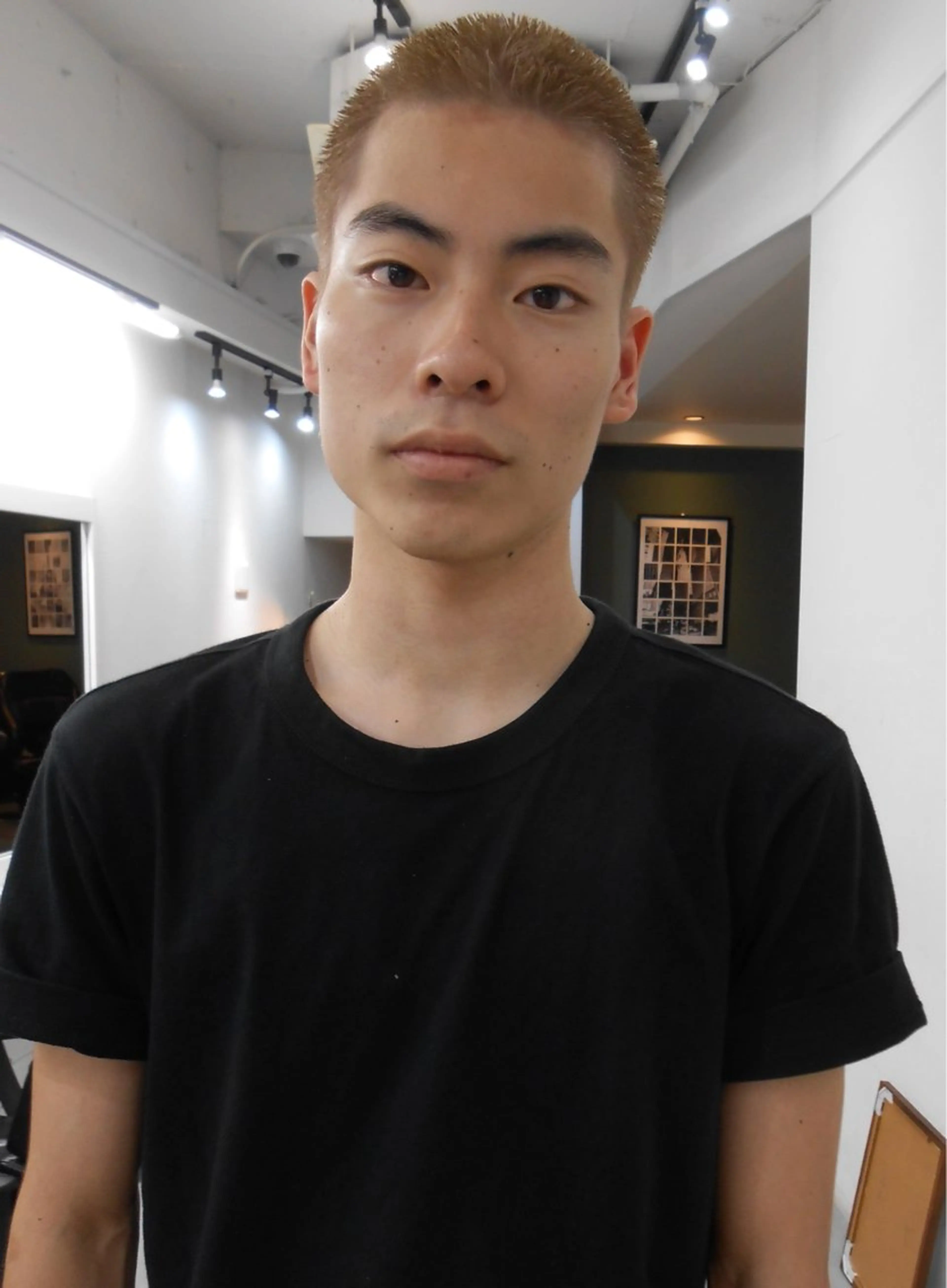 ショート カラー メンズ カット ヘアカラー グランジヘア 無造作ヘアHYUGAのヘアスタイル