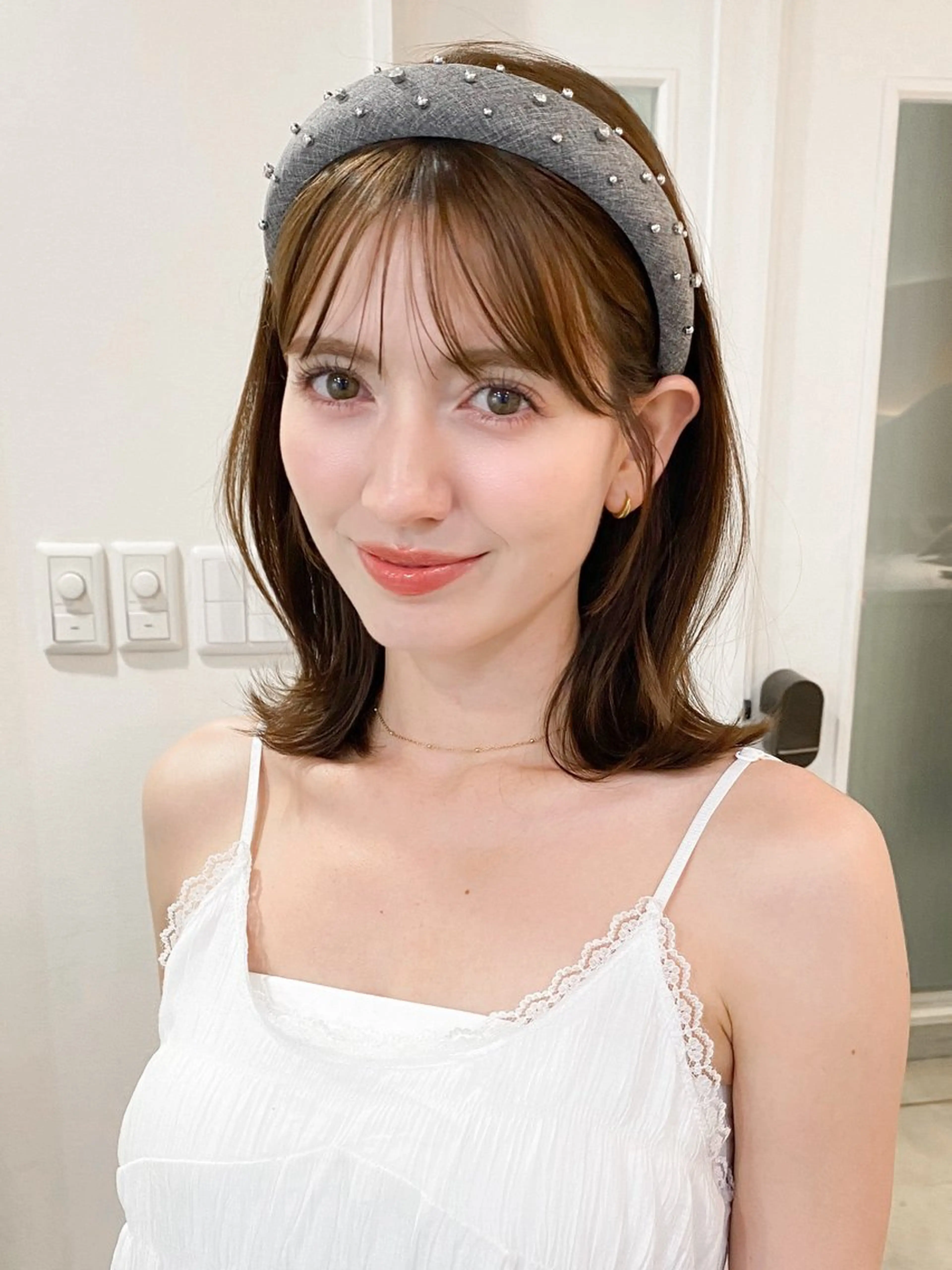 ミディアム カラー ベージュカラー イルミナカラー モカベージュ くびれヘア カット ヘアカラー トリートメント kohana 🎀韓国ヘア🎀🤍のヘアスタイル