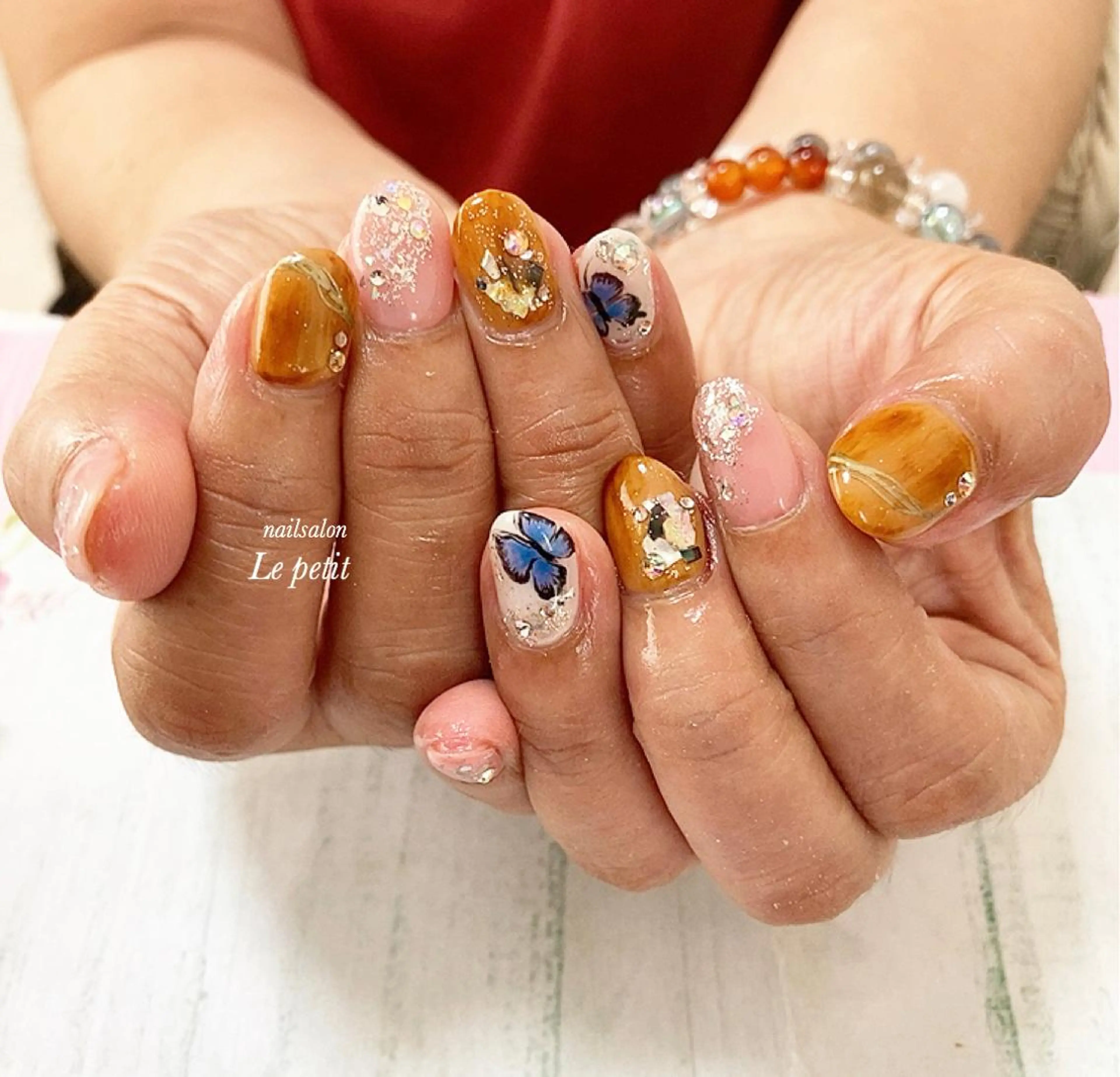 ネイル 石野 広佳のネイルデザイン