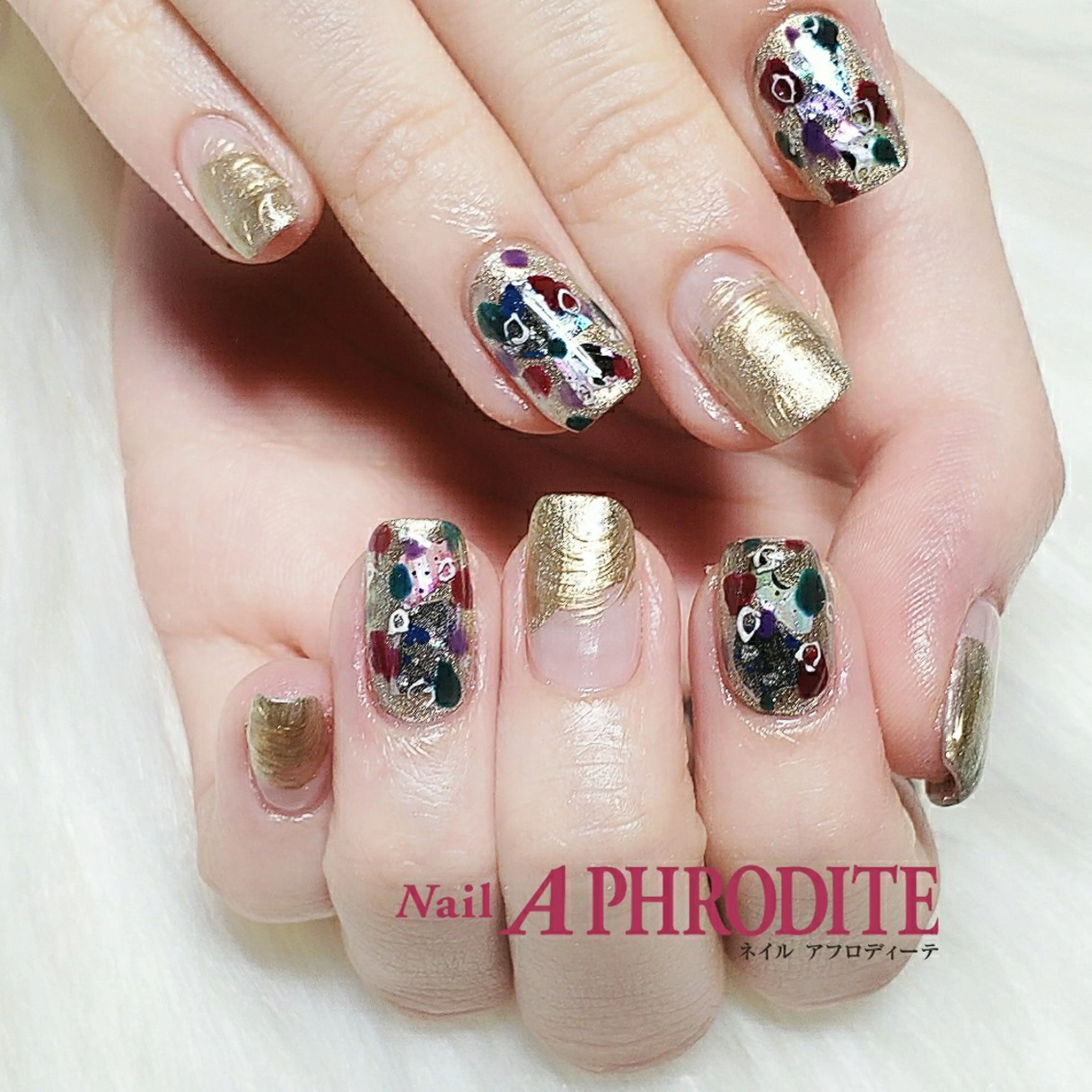 ネイル ジェルネイル ニュアンスネイル ソフトジェル ハンドネイル Nail  Aphroditeのネイルデザイン