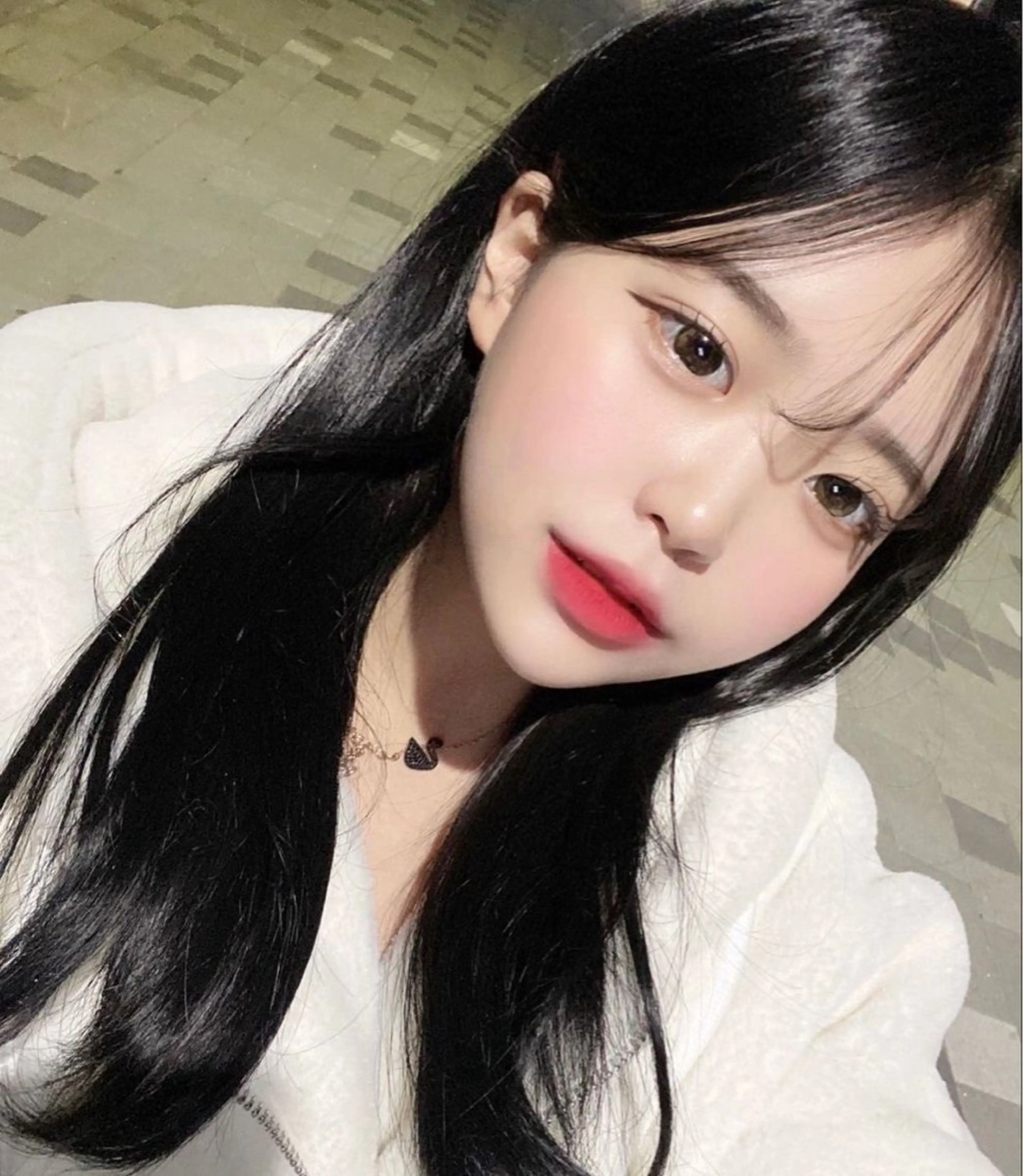 カラー カット ヘアカラー トリートメント 莉乃/縮毛矯正/髪質 改善/艶カラーのヘアスタイル