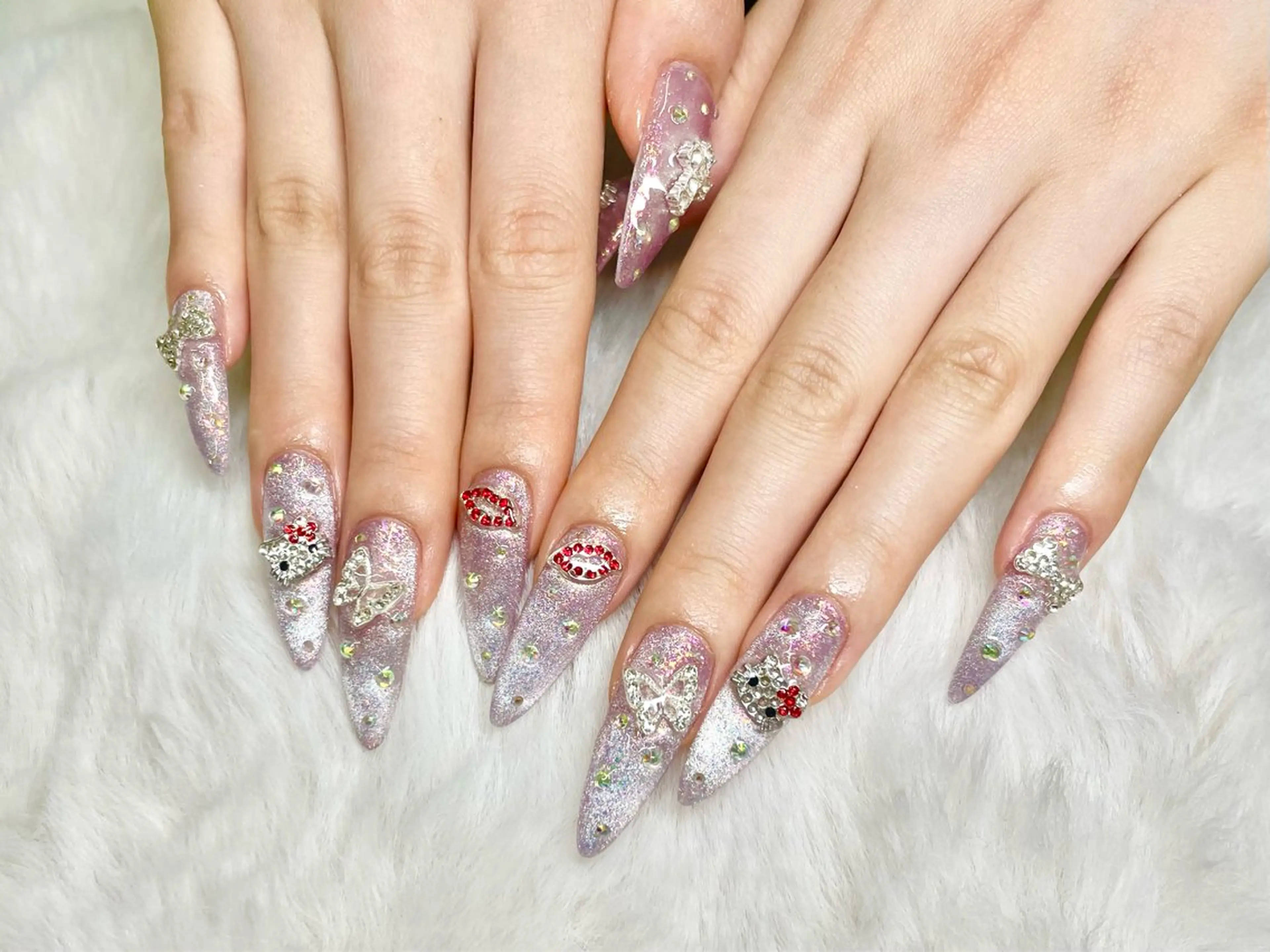 ネイル FILL nail古河店所属・FILL nail SHIORIのネイルデザイン