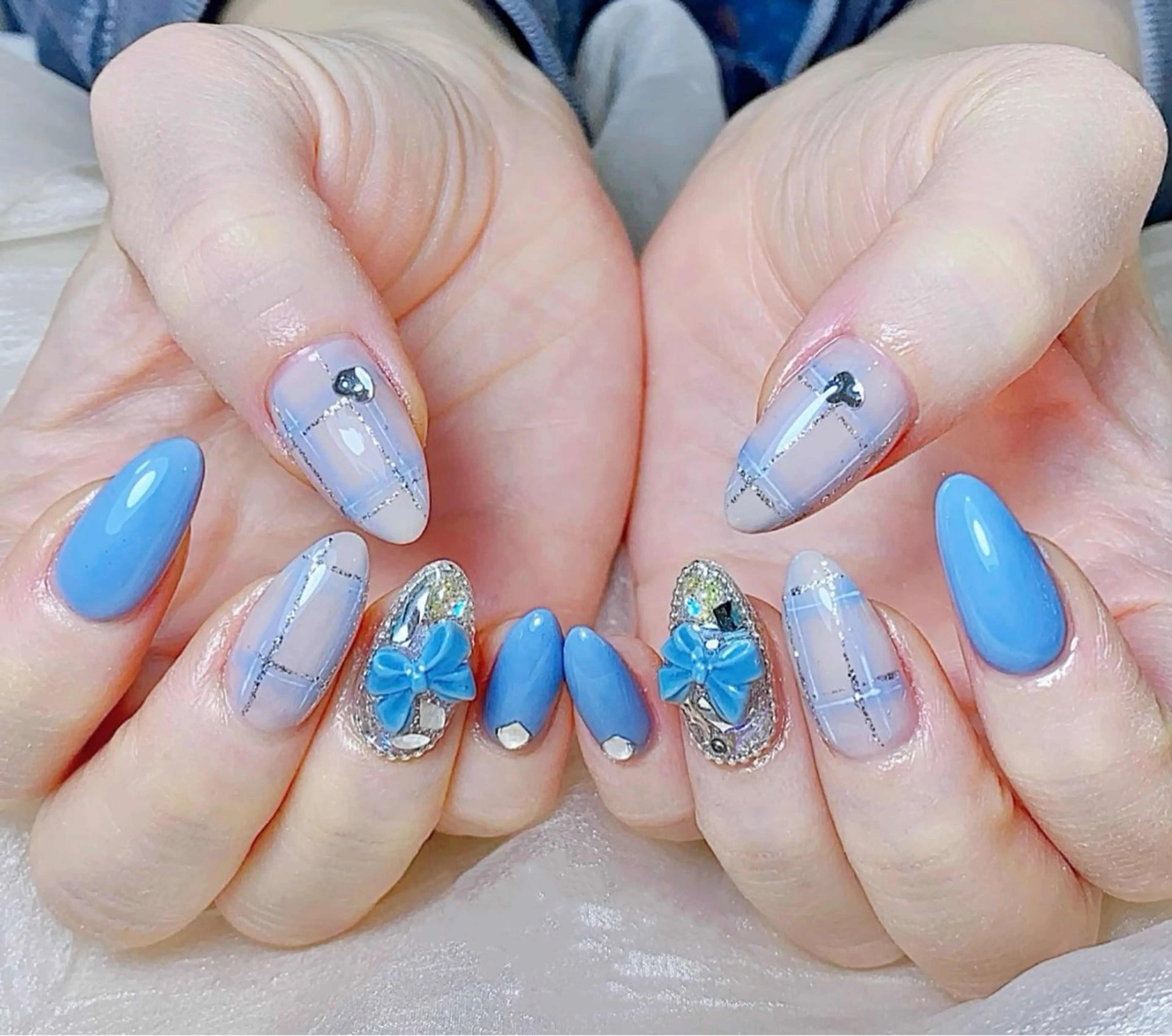 ネイル オーロラネイル ブルー チークネイル フットネイル フレンチネイル ハンドネイル ╹◡╹Mimoミモ Eye&Nailのマツエク・マツパデザイン