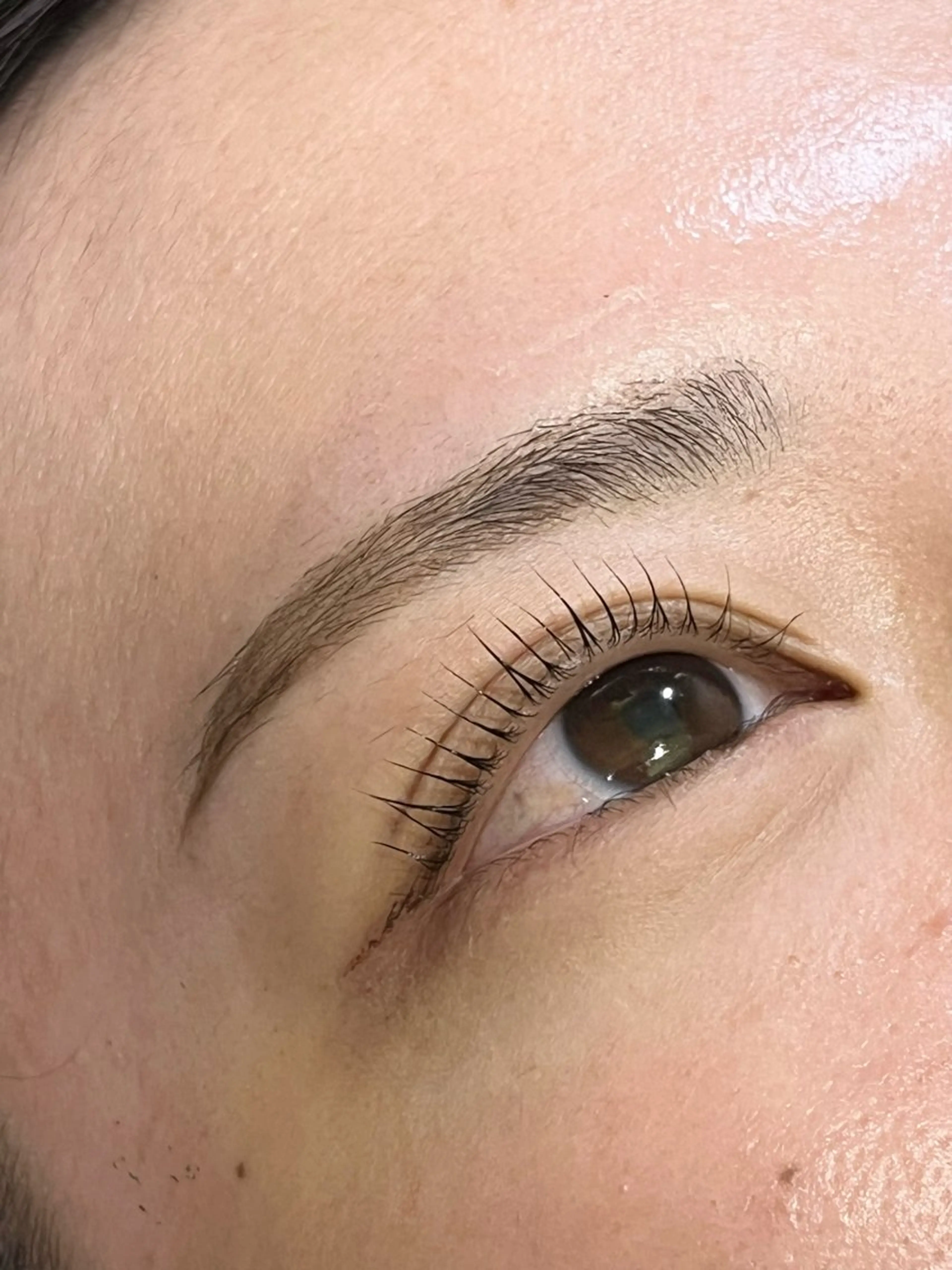 マツエク・マツパ マツパ Cure所属・三澤 朱里の眉毛・アイブロウイメージ