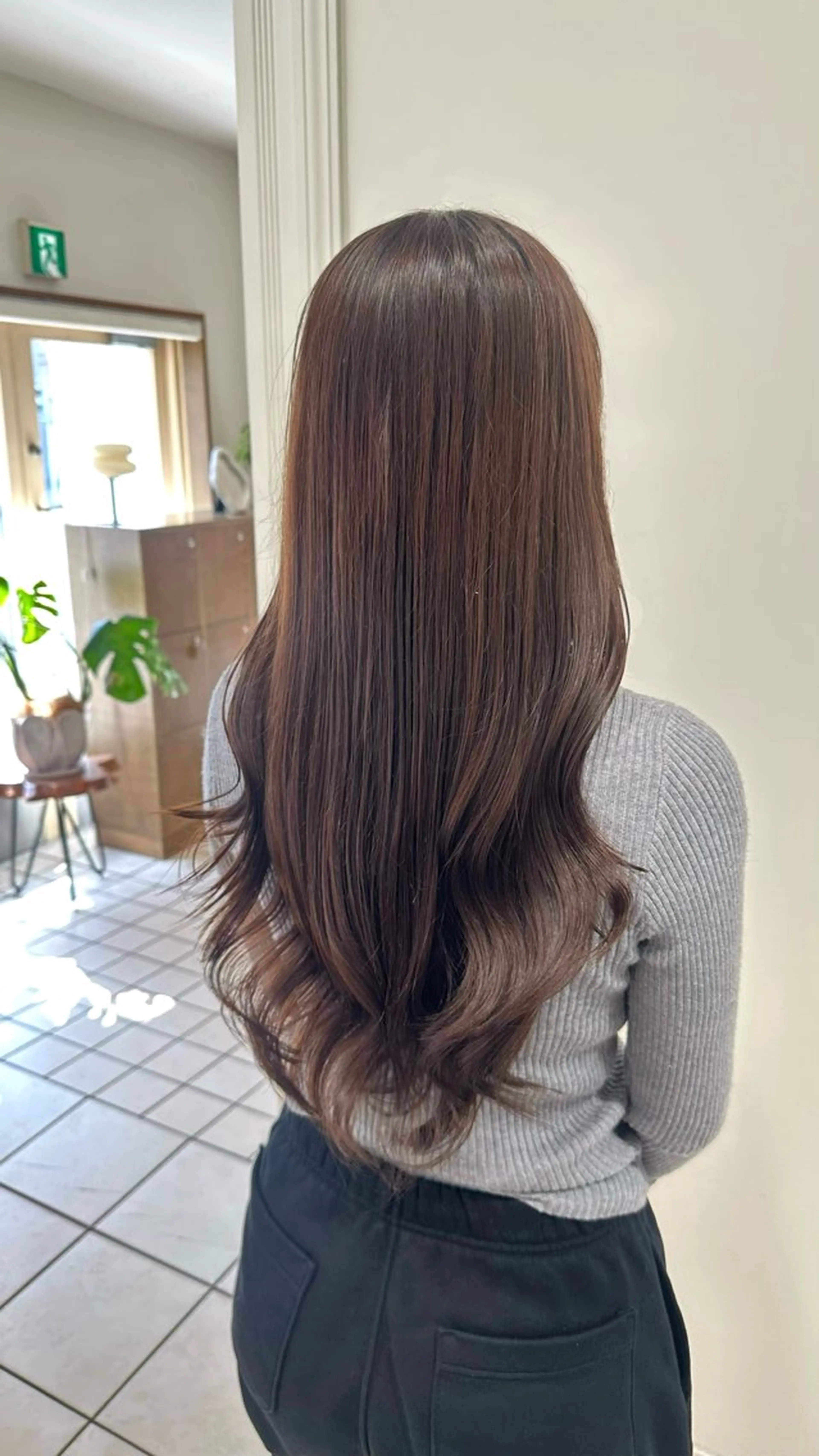 ロング カラー ブラウンカラー 顔まわりレイヤー 顔周りカット レイヤーカット カット ヘアカラー 🎀 RUNA🎀のヘアスタイル
