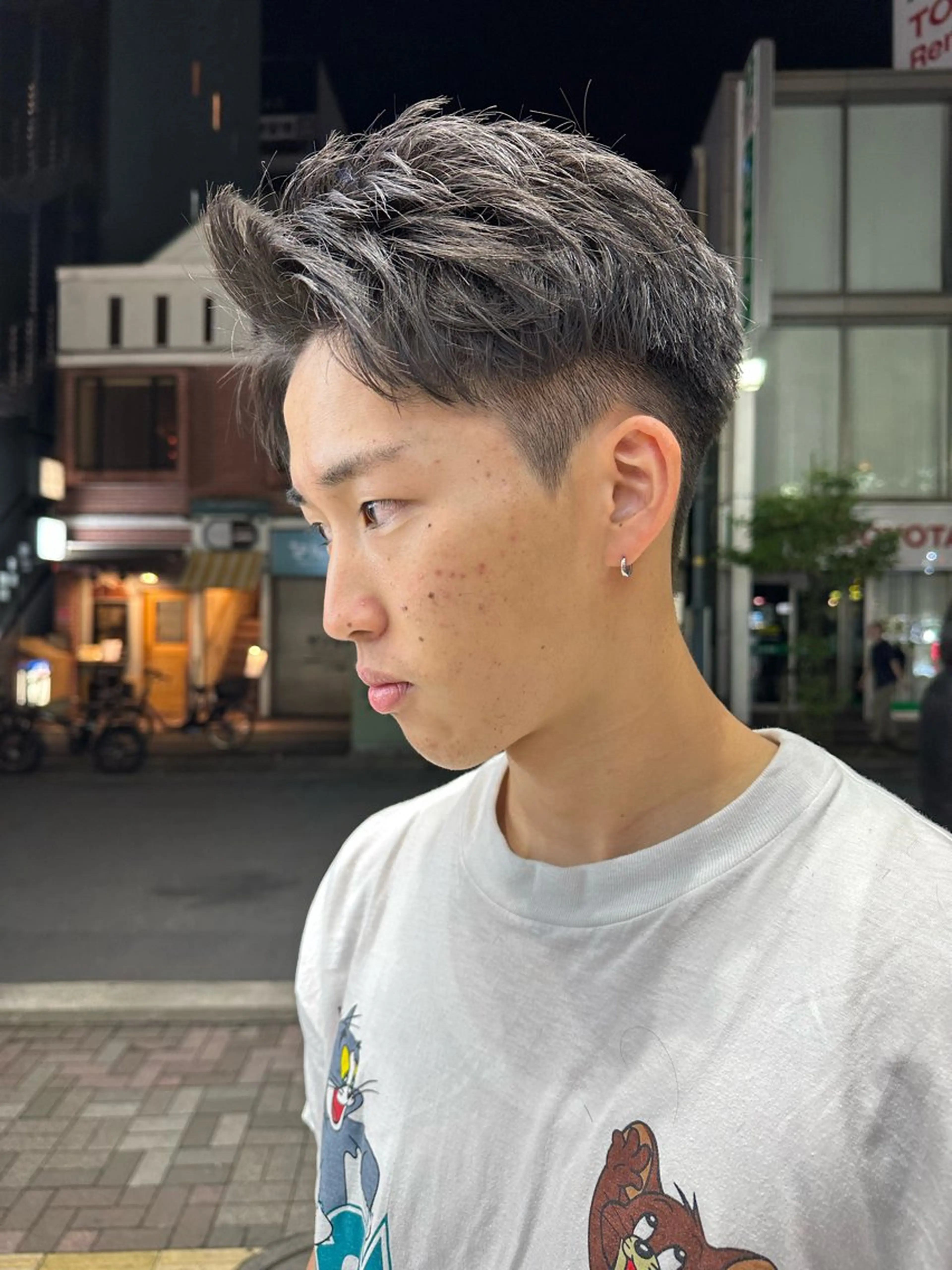 ショート メンズ メンズブリーチ メンズハイトーン メンズインナーカラー 髪質改善 ショートヘア Rei/ 縮毛矯正/ ハイライトカラー募集のヘアスタイル