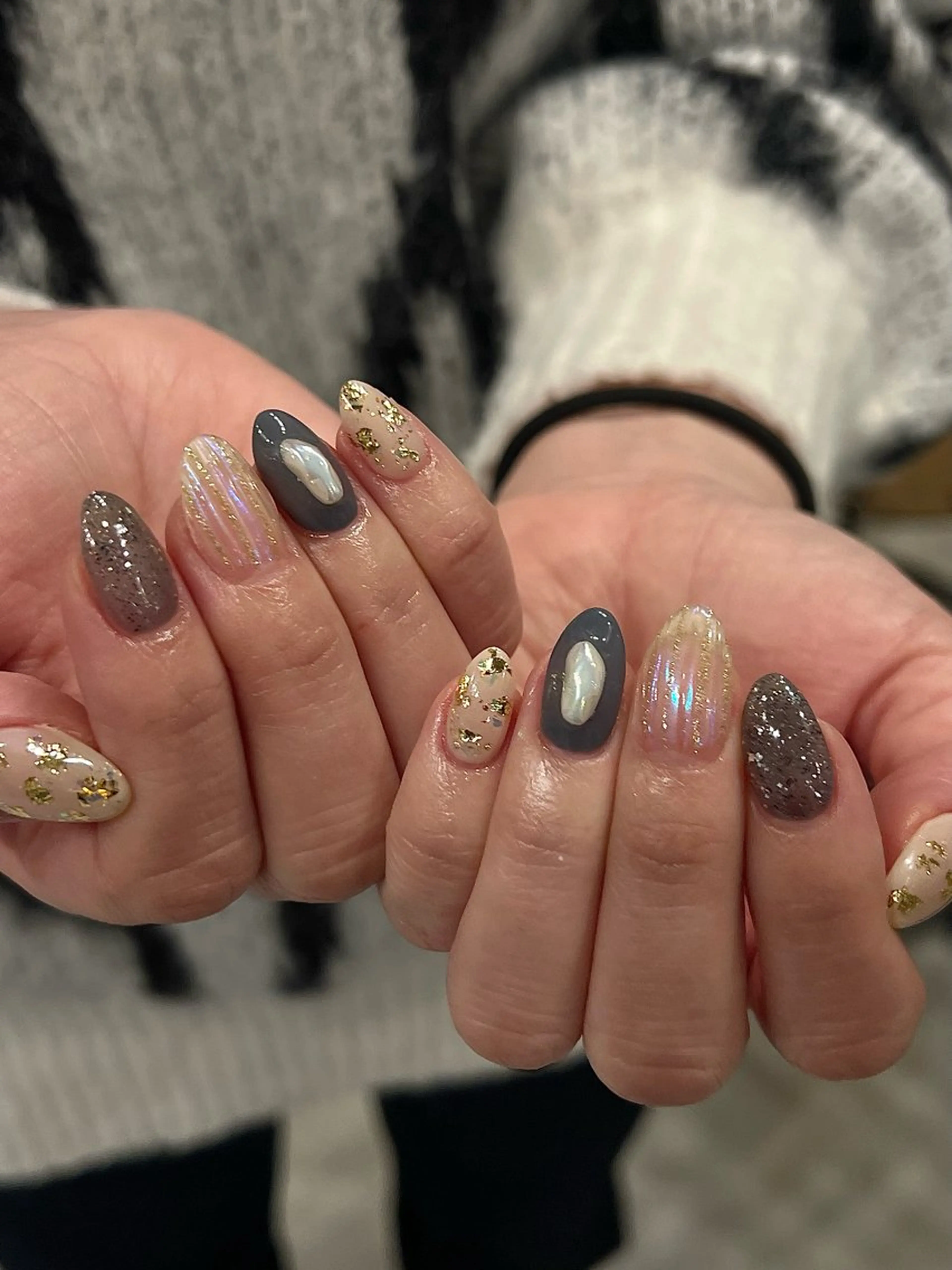 ネイル オーロラネイル 長さ出し フラワーネイル フレンチネイル ハート ハンドネイル Cleo中目黒店 Hinahoのネイルデザイン