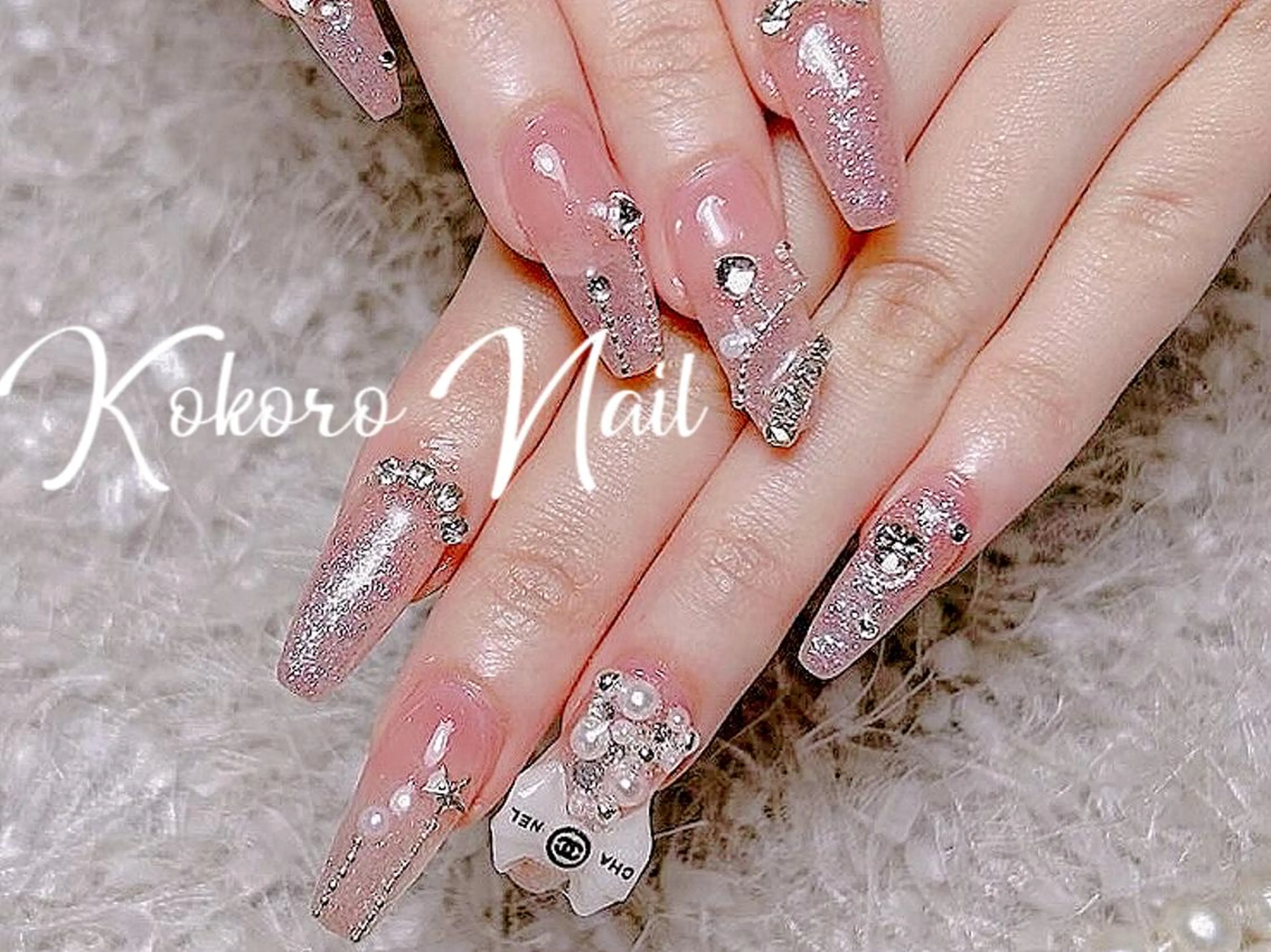 ネイル ハンドネイル ハンドケア 🎀ナナ 🎀のネイルデザイン