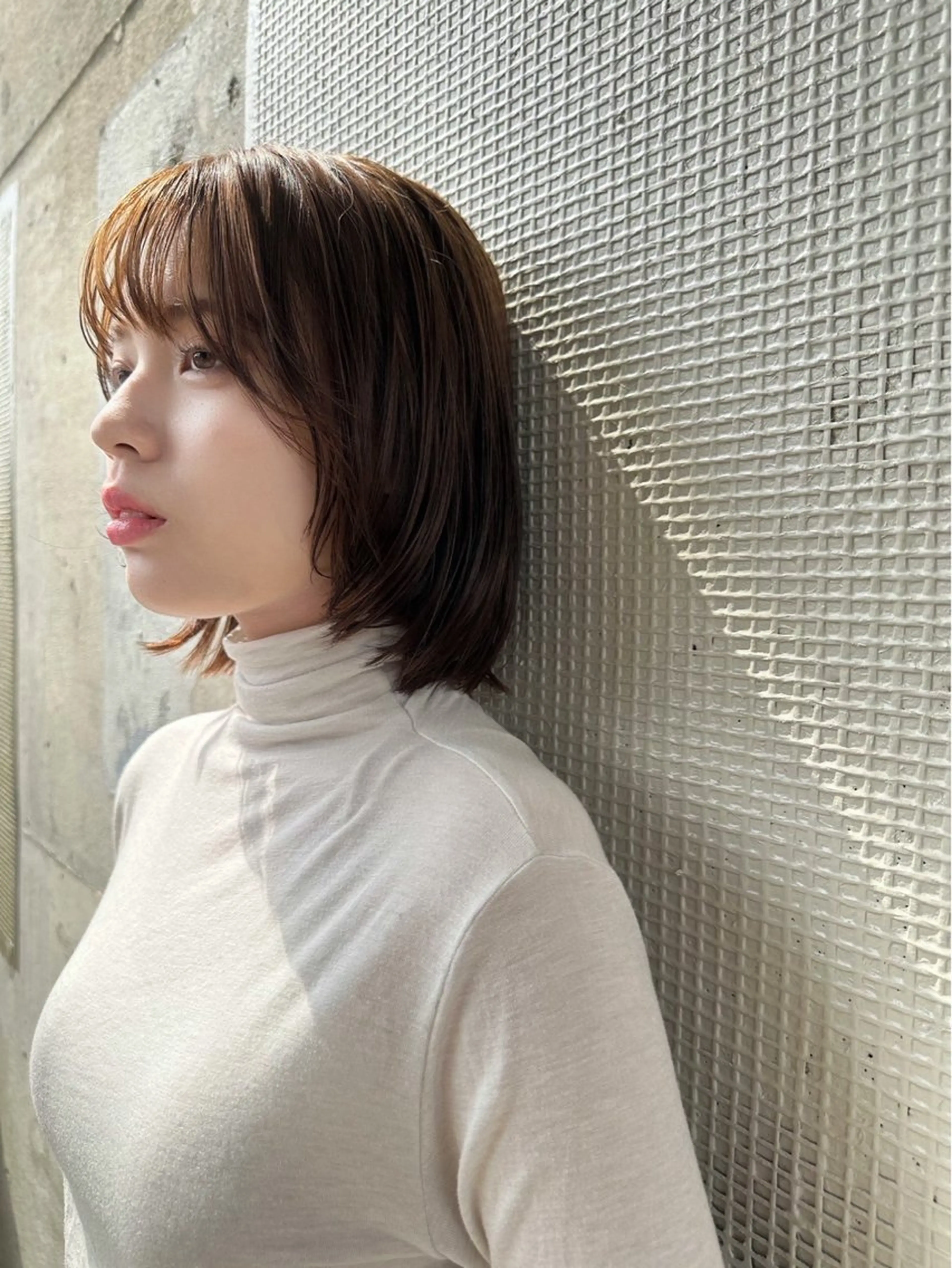 ミディアム カラー ボブ 顔まわりレイヤー 顔周りカット レイヤーカット カット ヘアカラー パーマ 縮毛矯正 トリートメント 小山内 一馬のヘアスタイル