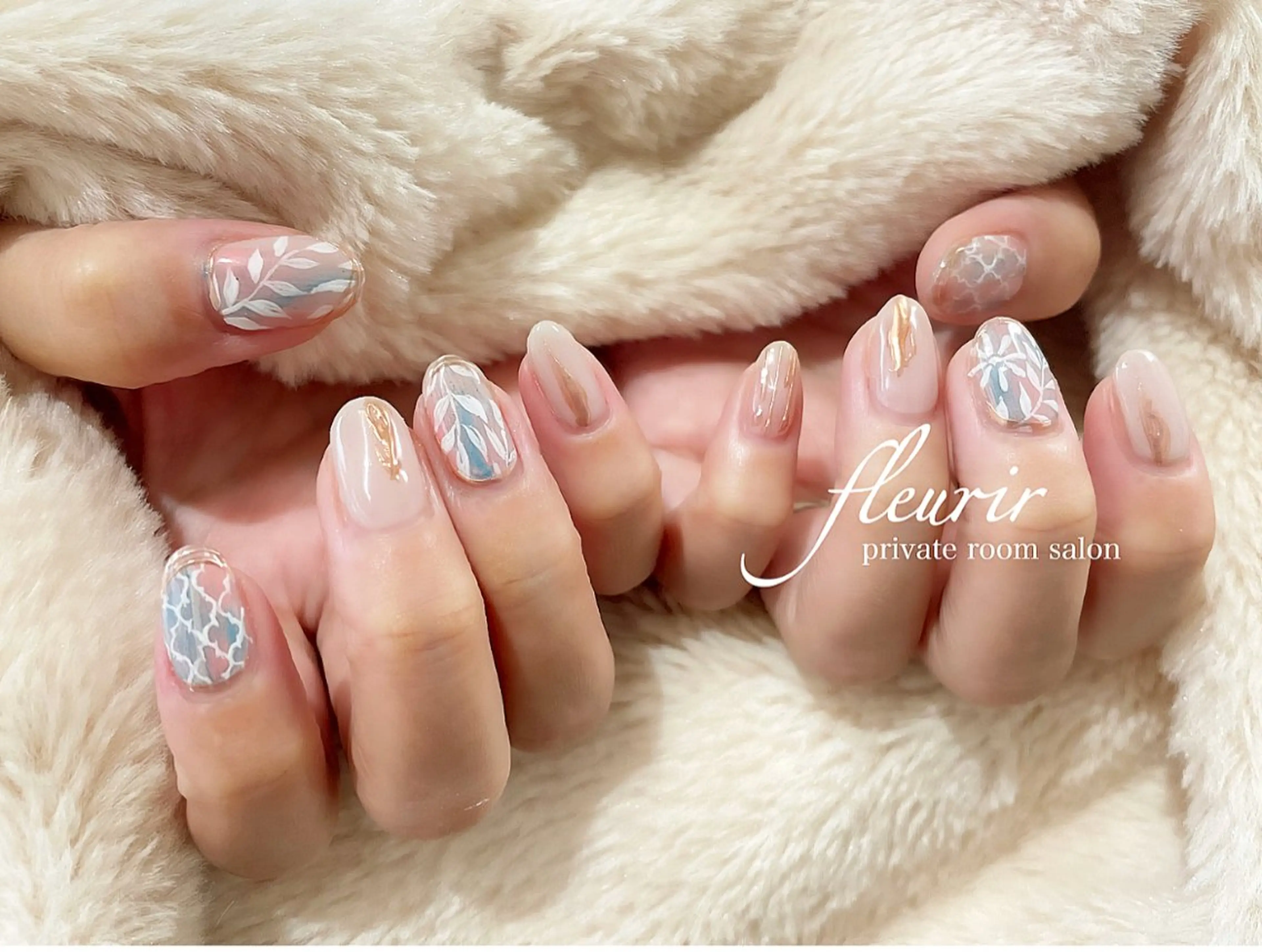 ネイル アートネイル ゴールド ミラーネイル ニュアンスネイル フルリール 【プライベートサロンのネイルデザイン