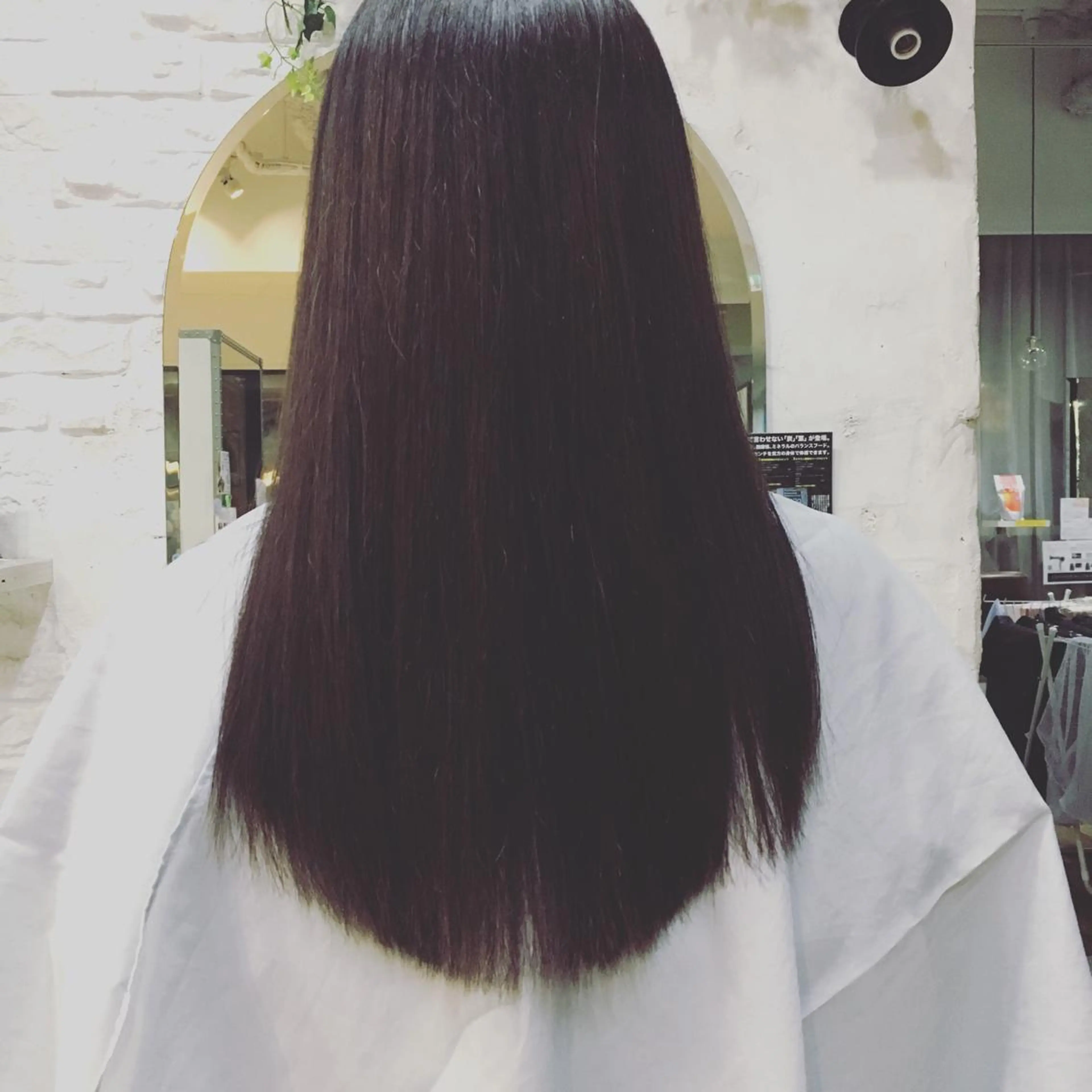 セミロング レイヤーカット 角床直哉 カラーカットNO 1のヘアスタイル