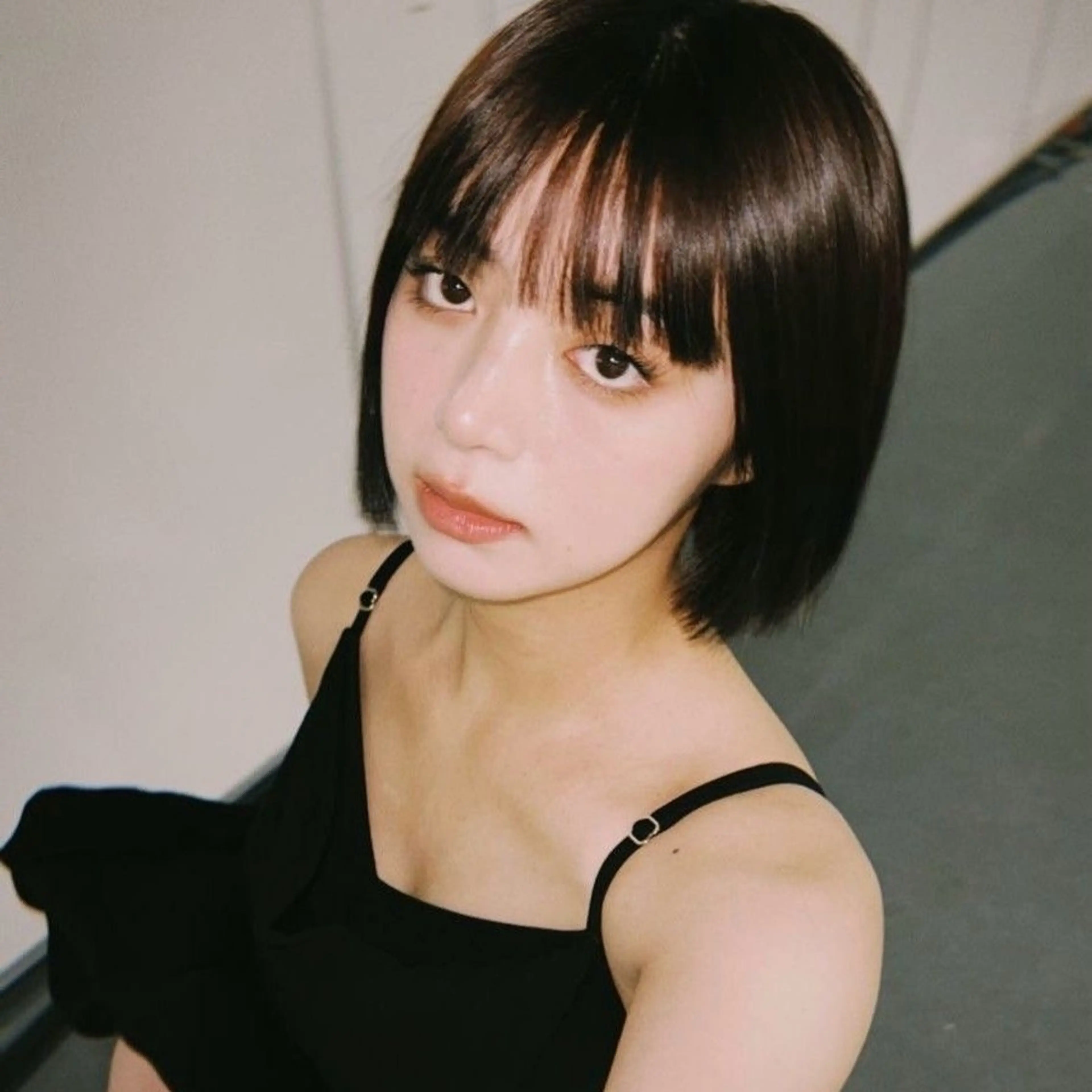 ミディアム ボブ 韓国風ヘア レイヤーカット nonoka オリーブ/グレージュのヘアスタイル