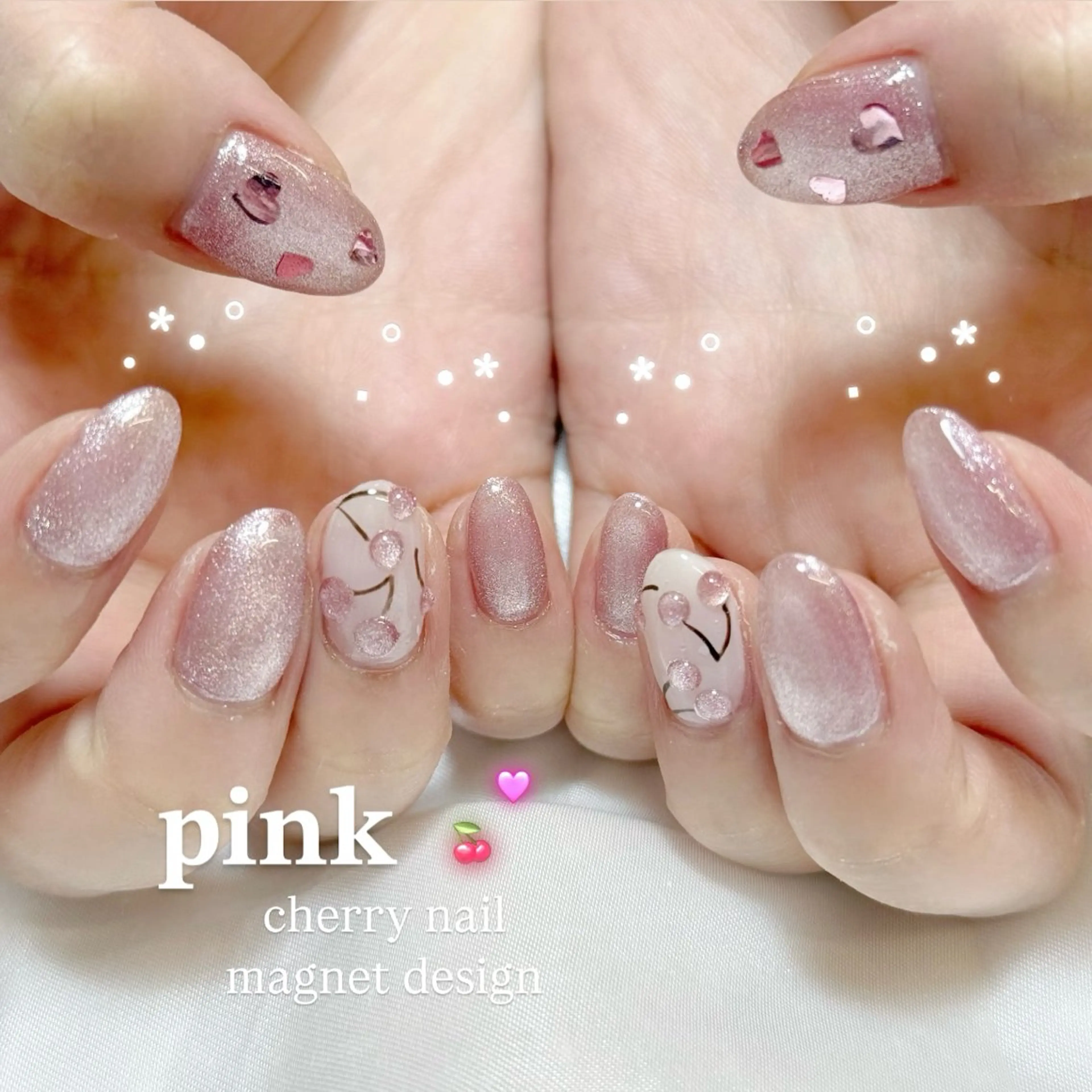 ネイル オーロラネイル ブルー フラッシュネイル フットネイル フレンチネイル ハンドネイル fein. miku🎀🍼のネイルデザイン