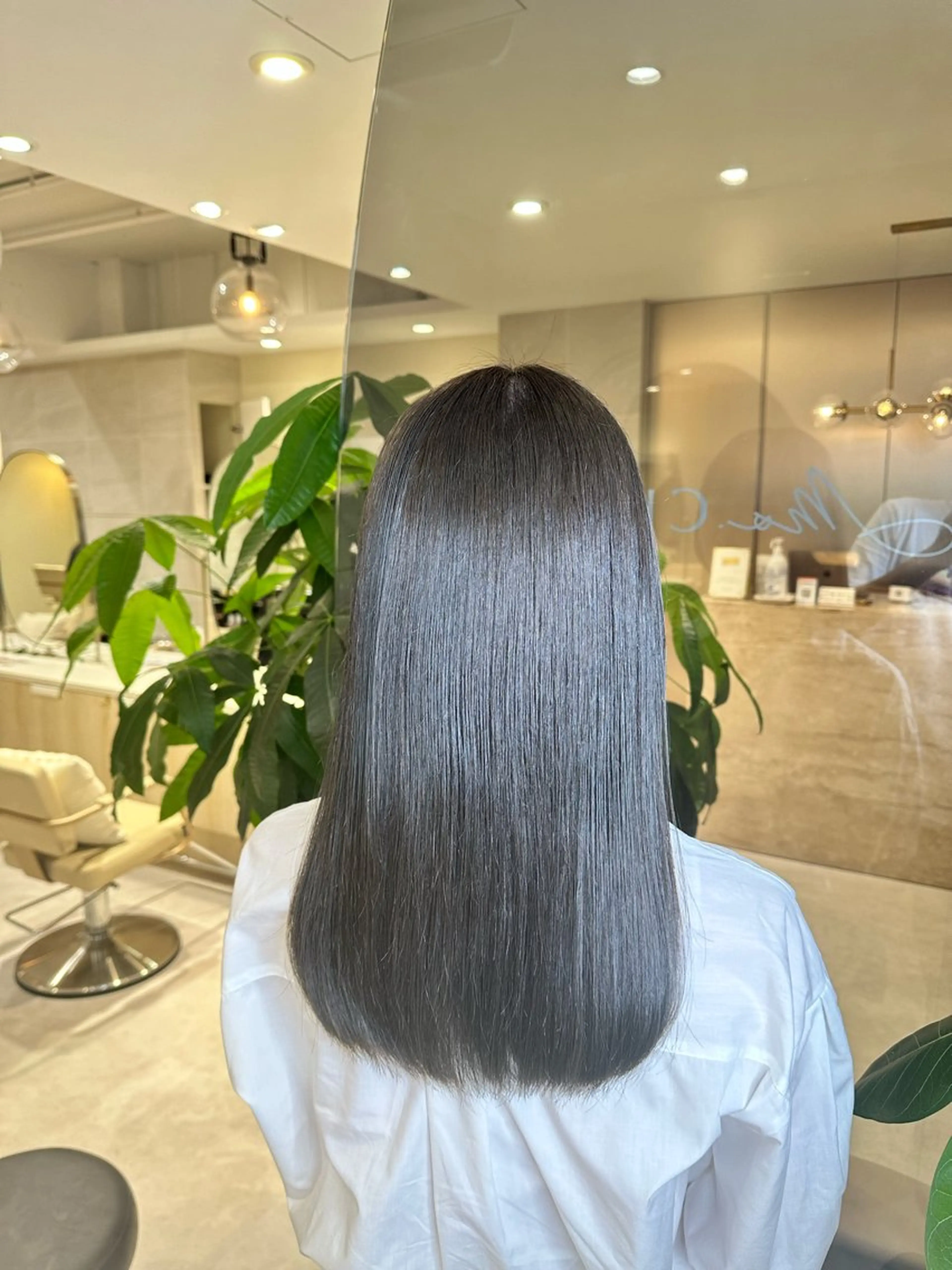 セミロング セミロングパーマ 髪質改善 縮毛矯正 トリートメント 酸性ストレート fiica (フィーカ)所属・金子侑史 /縮毛矯正の人のヘアスタイル