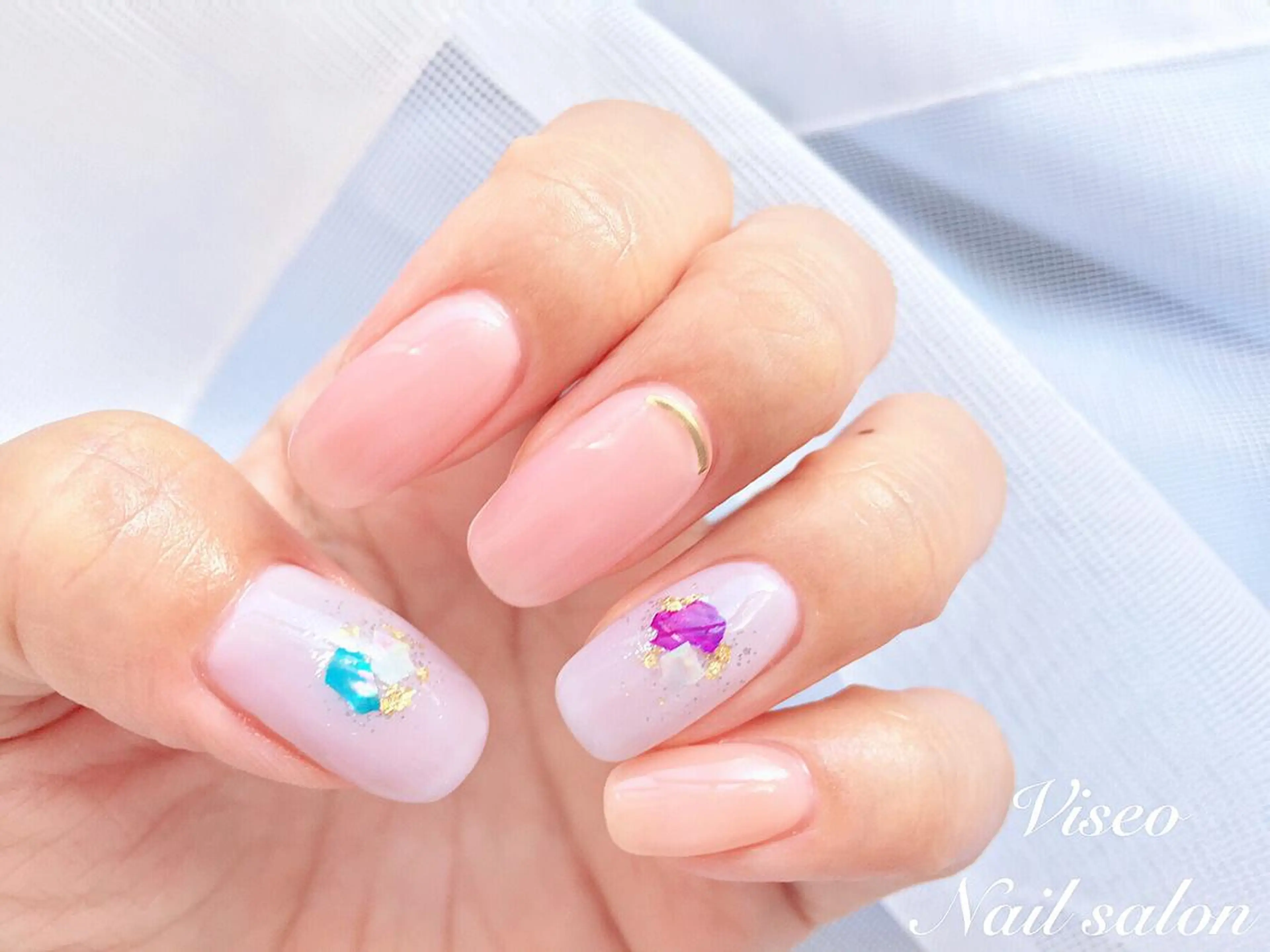 ネイル Viseo《6週間 長持ちパラジェル》のネイルデザイン