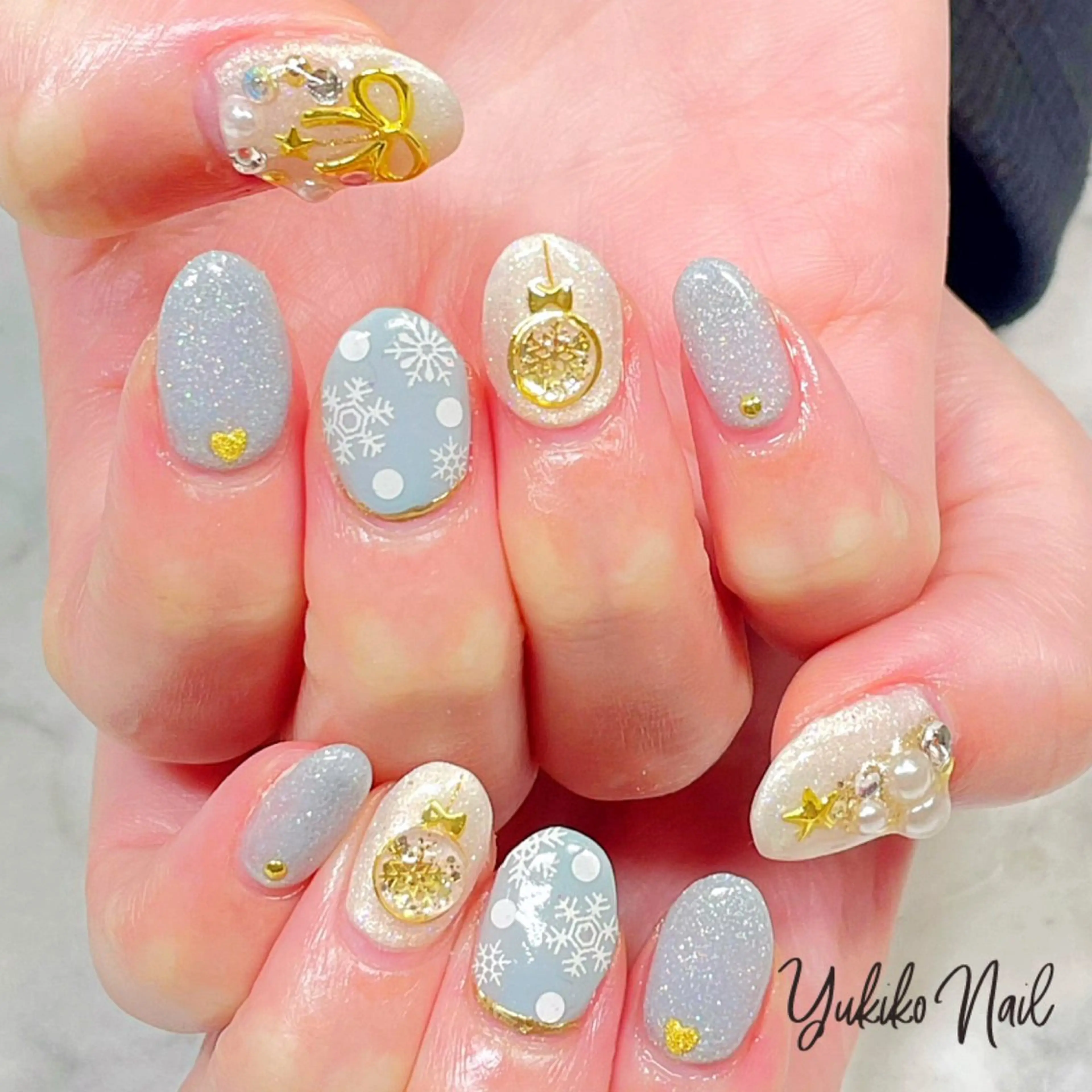 ネイル 水色 ぷっくりネイル 冬ネイル クリスマス ユキコ ネイルのネイルデザイン